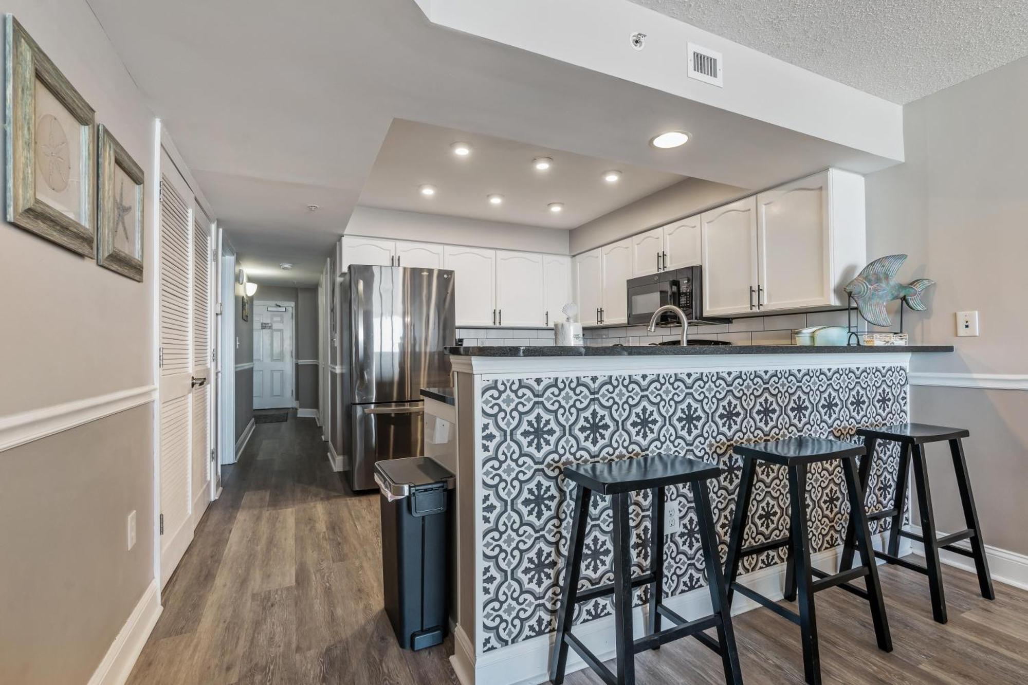 Bahama Sands 1008 - Oceanfront - Crescent Section Holiday home Myrtle Beach