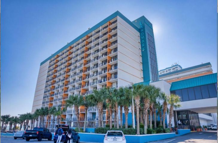 Oceanfront 1 Bedroom Suite-stunning Views! Perfect For 4-6 Guests! Landmark 1533 Holiday home Myrtle Beach