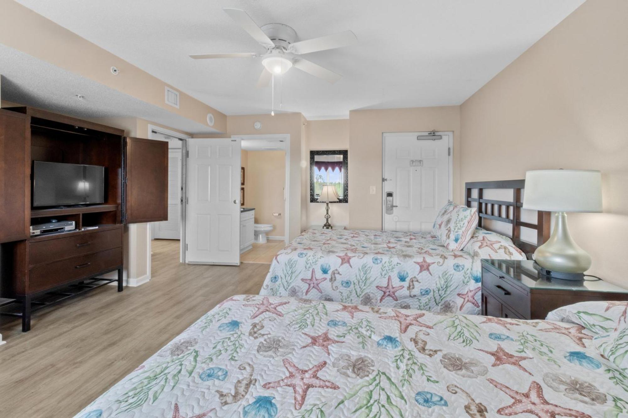 Yacht Club #1-701 Apartment
