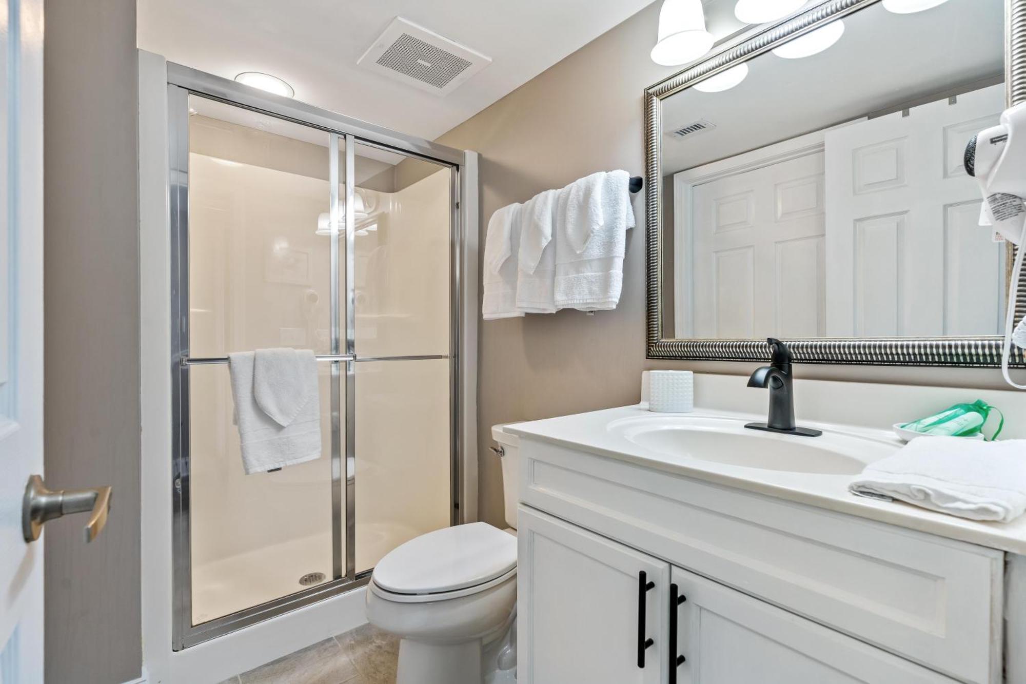 Bahama Sands 1008 - Oceanfront - Crescent Section Holiday home