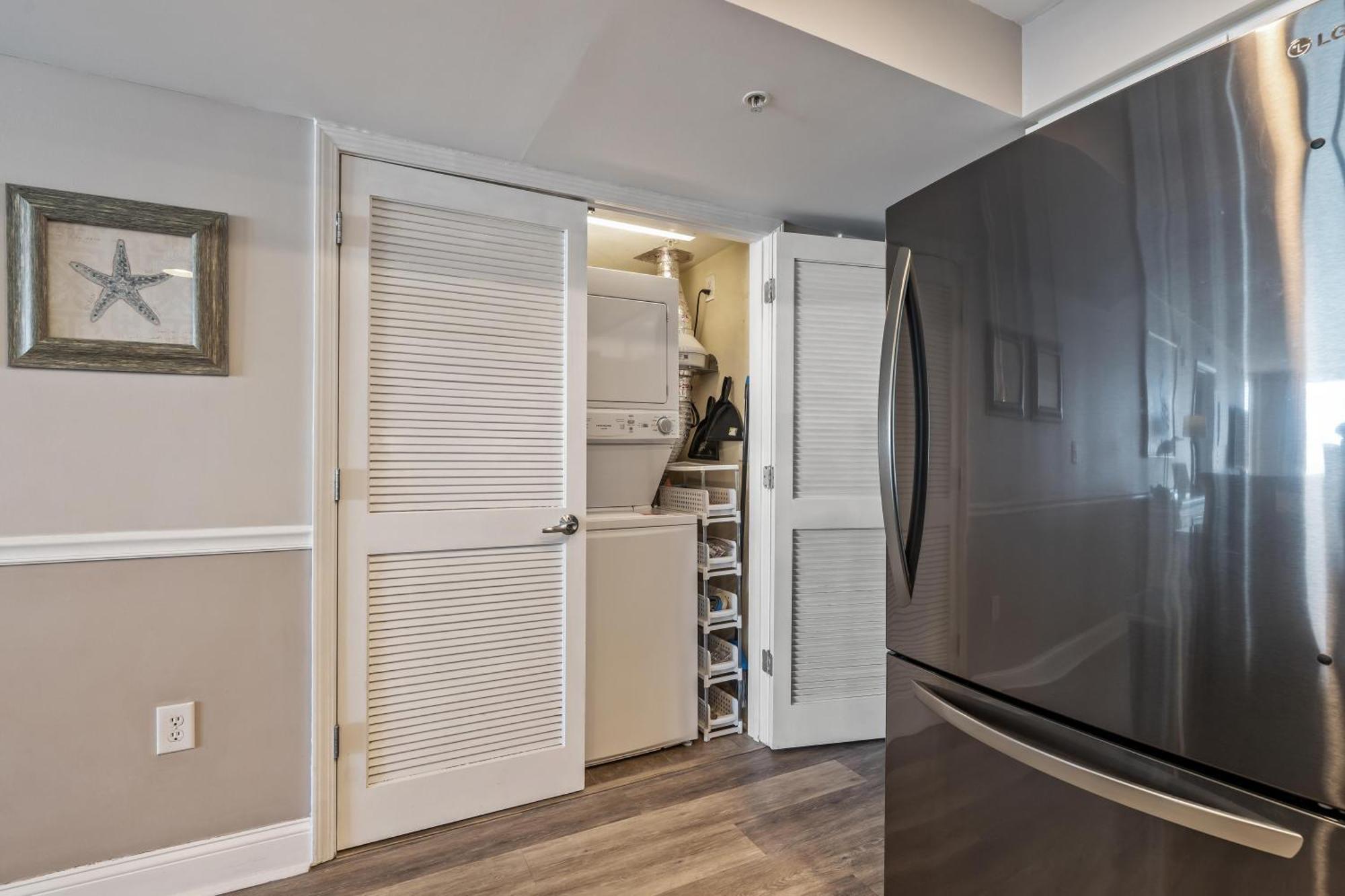 Bahama Sands 1008 - Oceanfront - Crescent Section