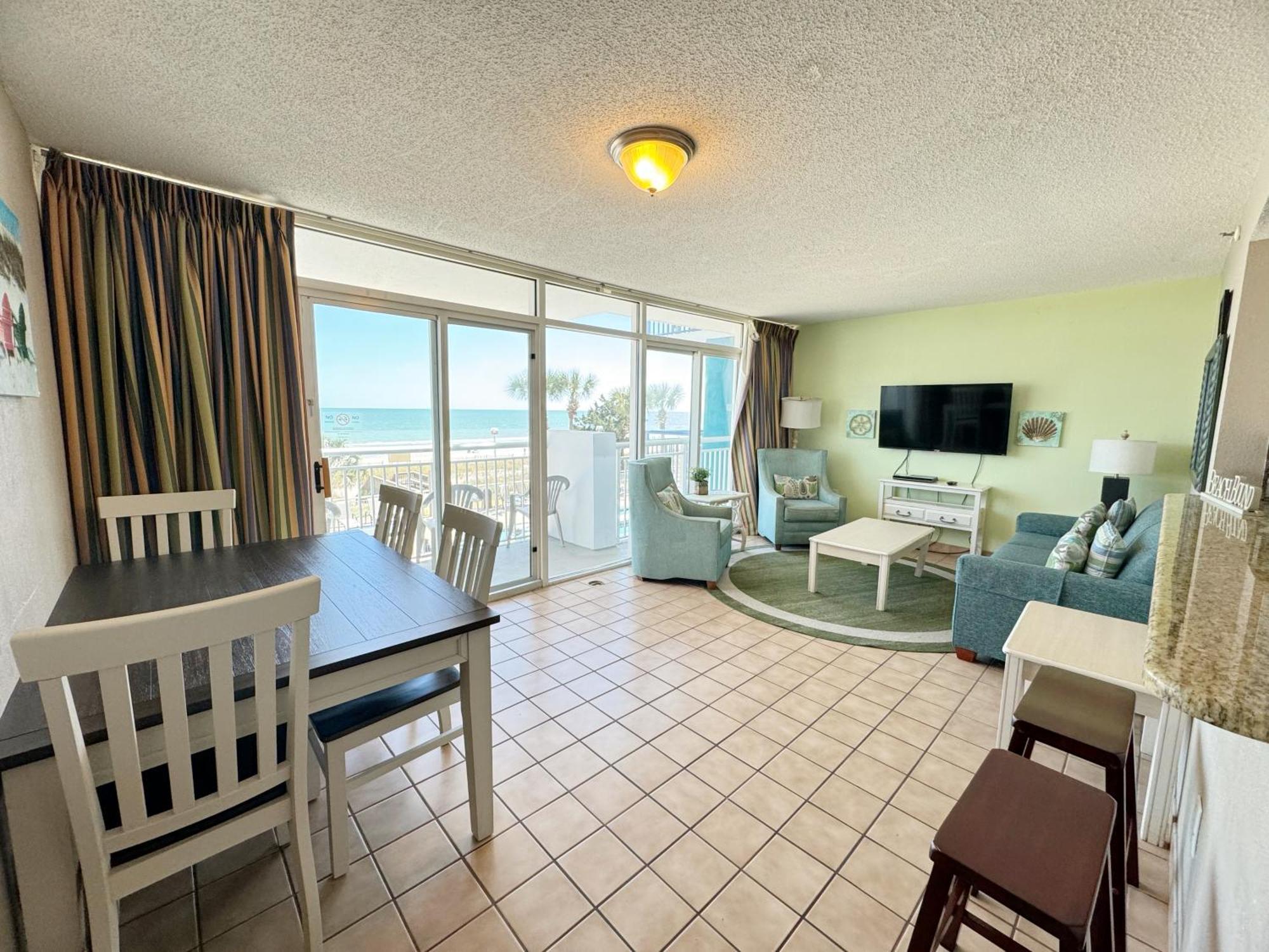 Apartment Hosteeva Atlantica Oceanfront