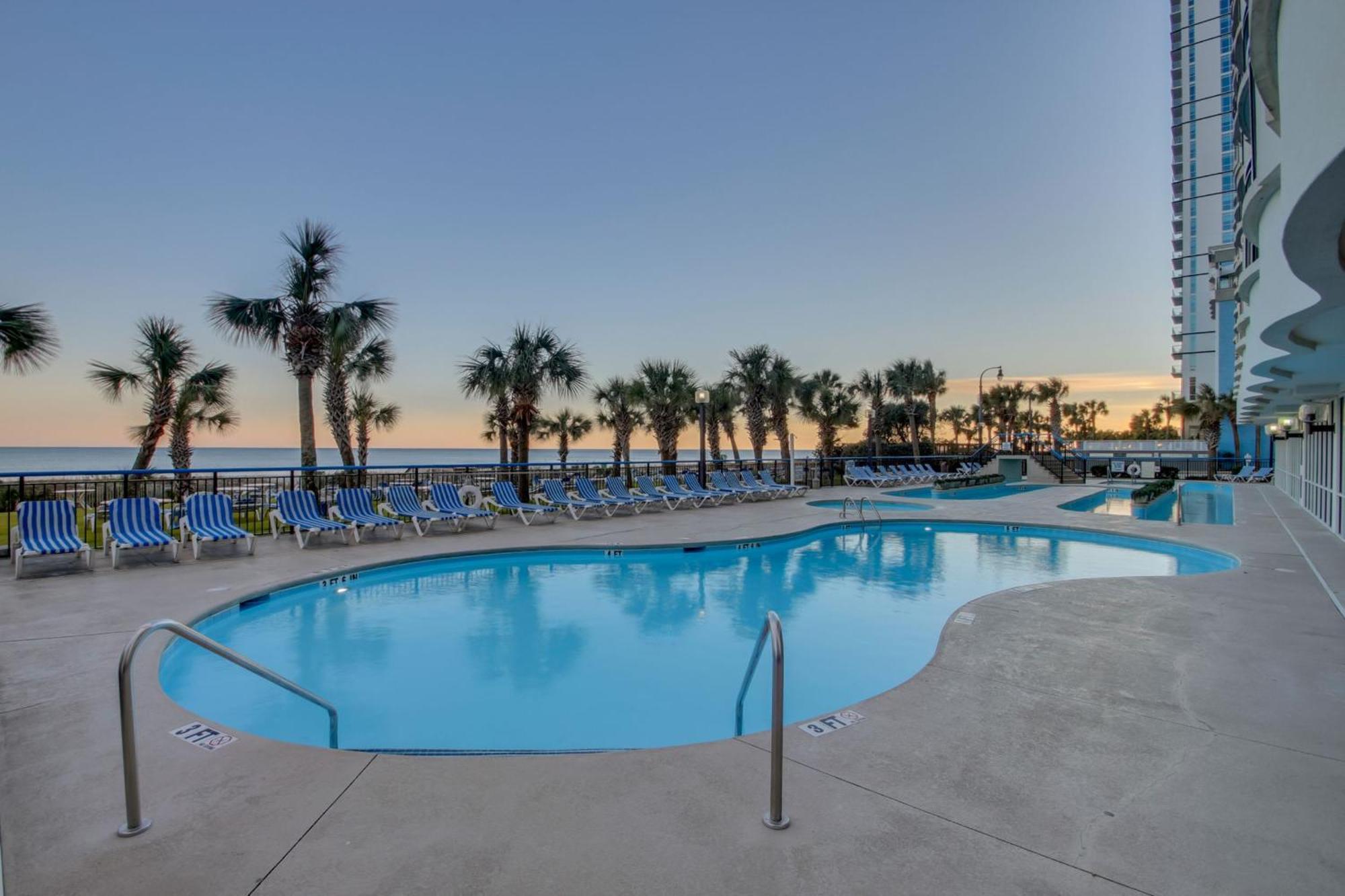 Boardwalk Resort: Ocean Breeze Retreat * Myrtle Beach