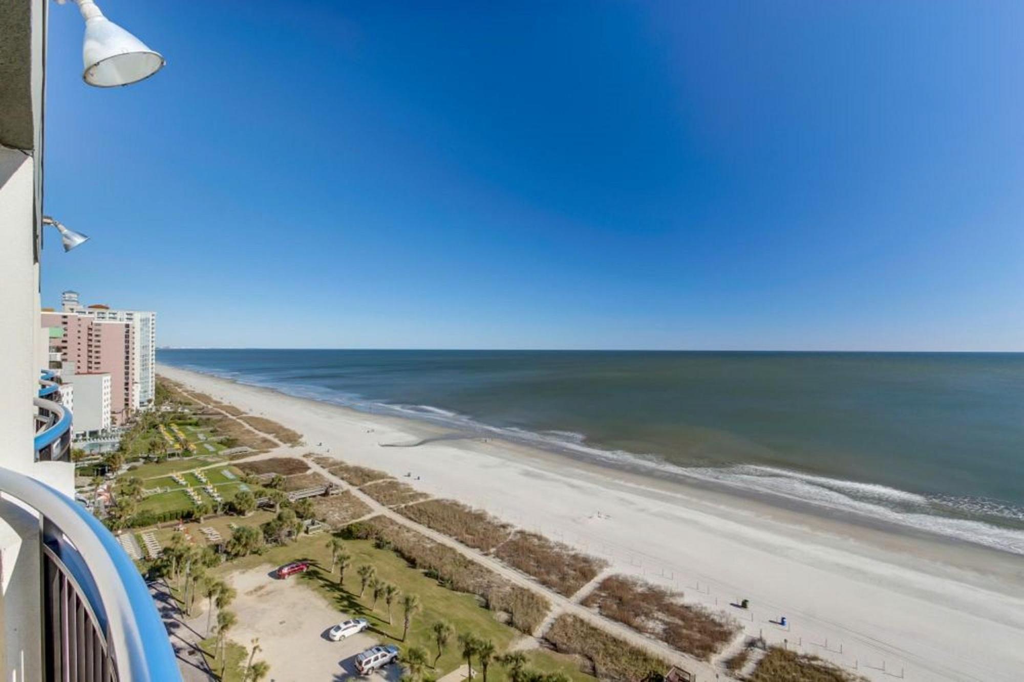 Apartment Boardwalk Resort: Ocean Breeze Retreat
