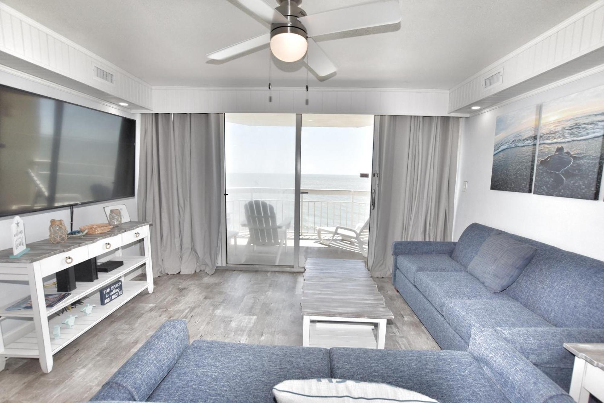 0902 Waters Edge Apartment