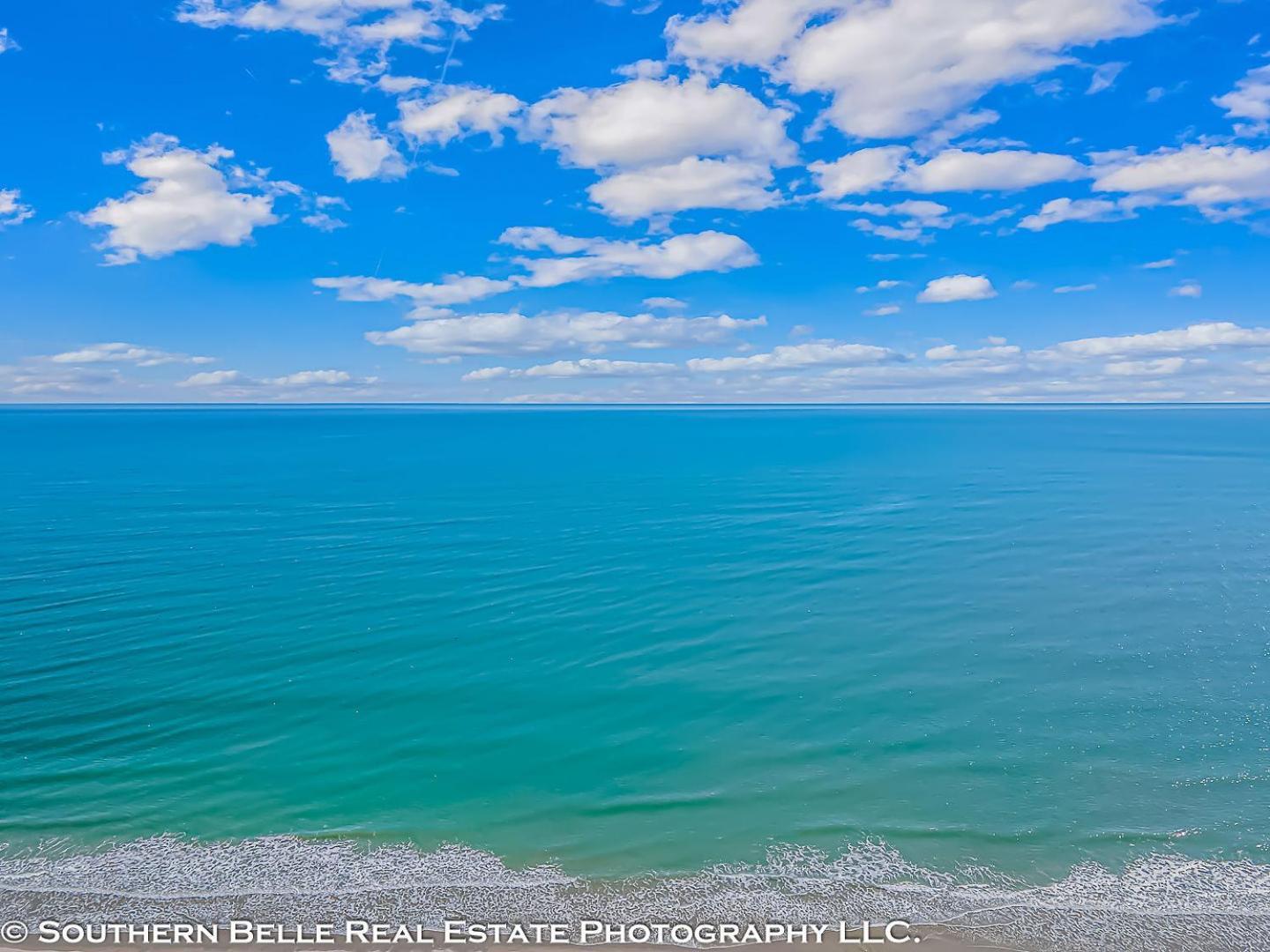 5th Floor Direct Oceanfront Double Sleeps 6 Meridian Plaza 503 Holiday home Myrtle Beach