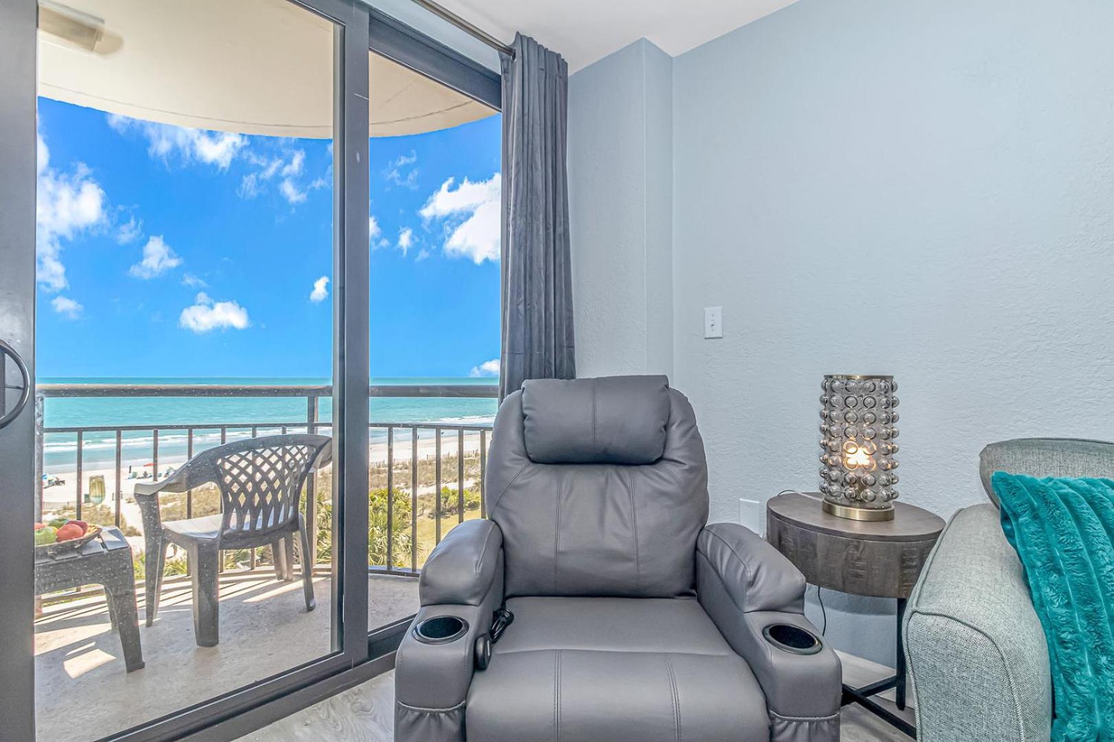 5th Floor Direct Oceanfront Double Sleeps 6 Meridian Plaza 503 Holiday home *