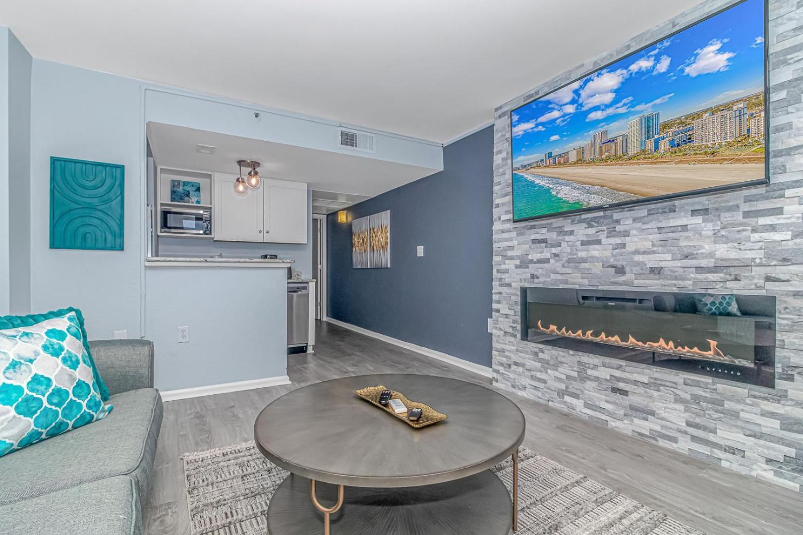 5th Floor Direct Oceanfront Double Sleeps 6 Meridian Plaza 503 Holiday home *