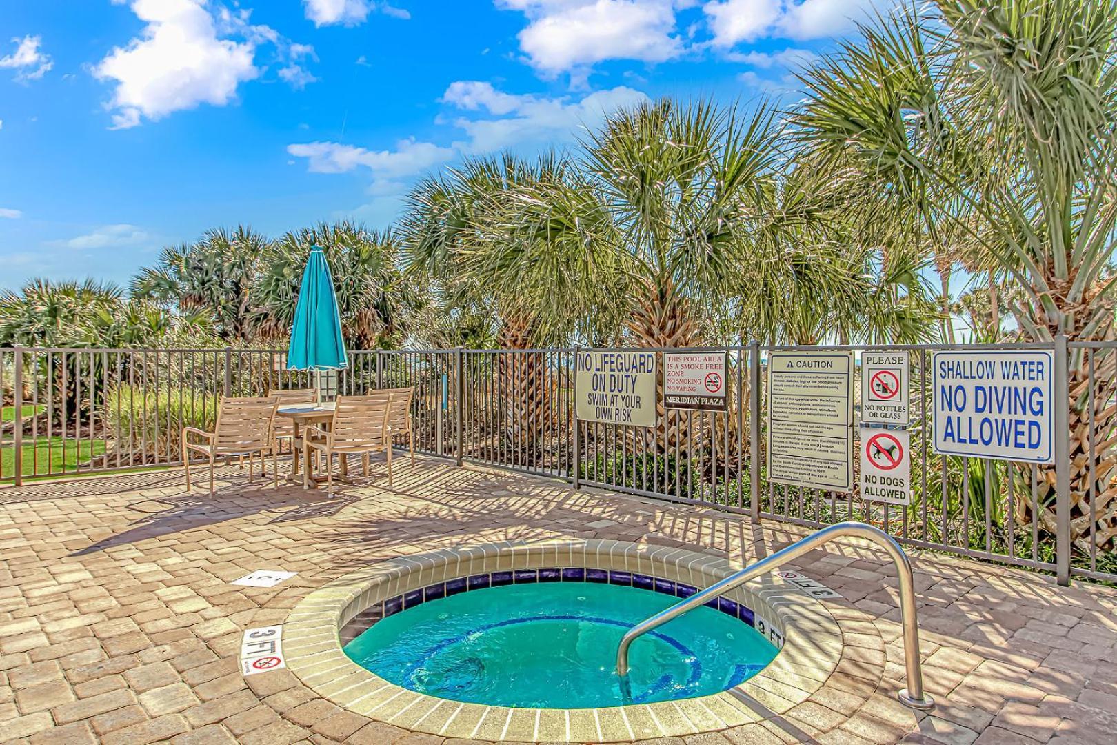 Holiday home 5th Floor Direct Oceanfront Double Sleeps 6 Meridian Plaza 503 *