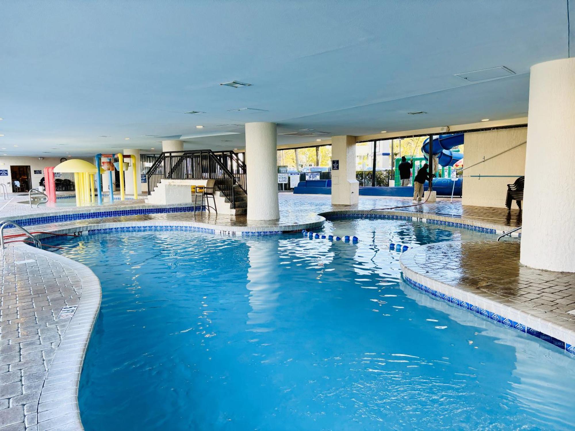 Sea La Vie Oceanfront Apartment