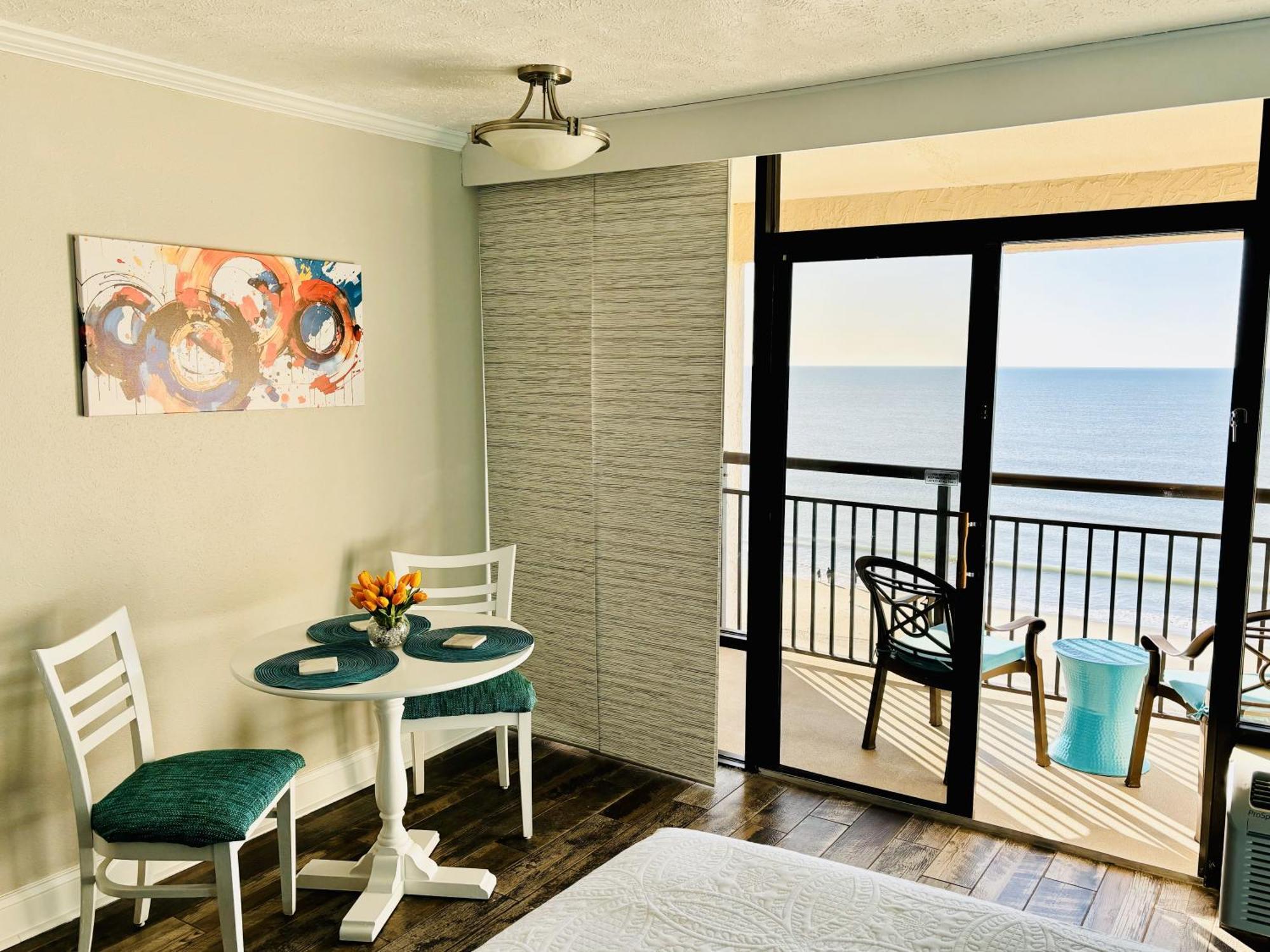 Apartment Sea La Vie Oceanfront
