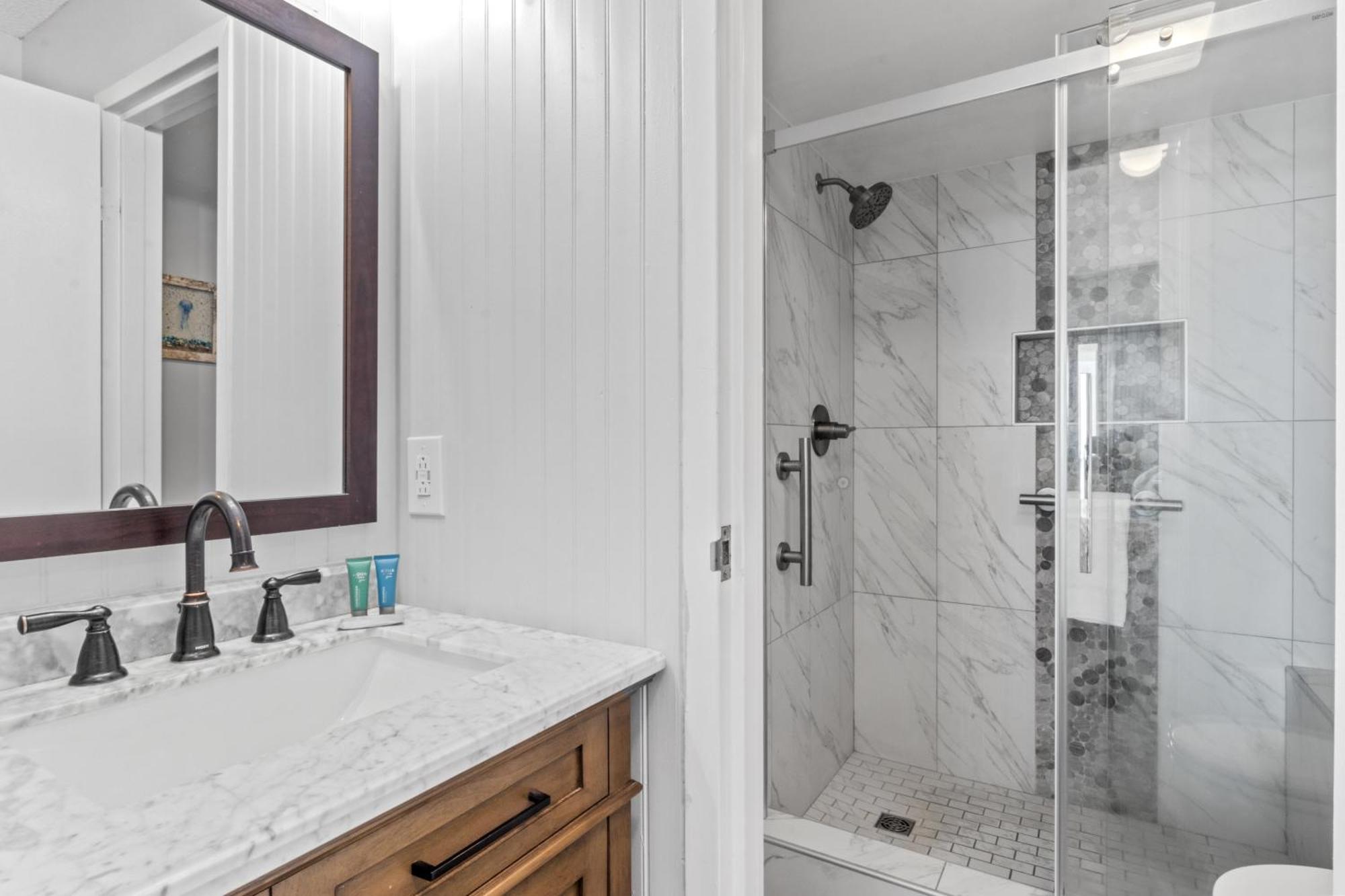 Crescent Sands In Windy Hill D6 Apartment *