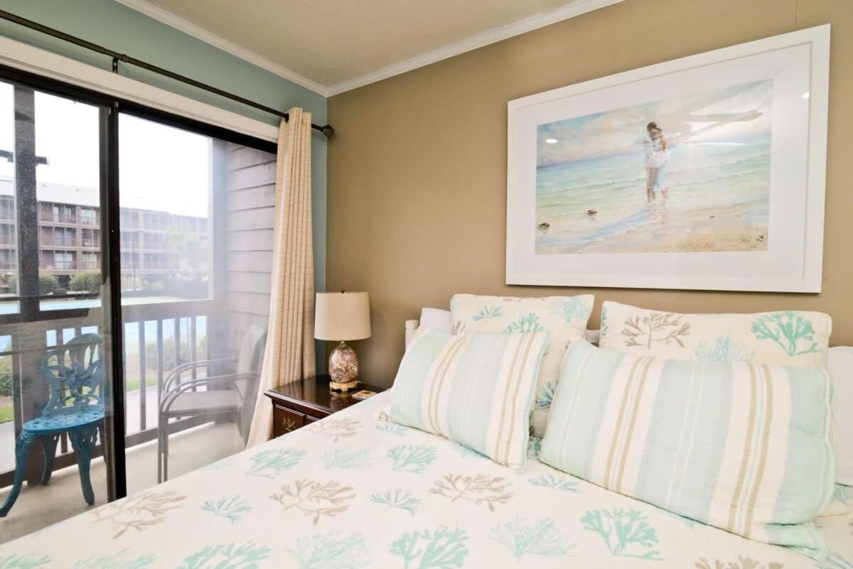 Holiday home Paradise Across Street From Oceanfront Pool Myrtle Beach