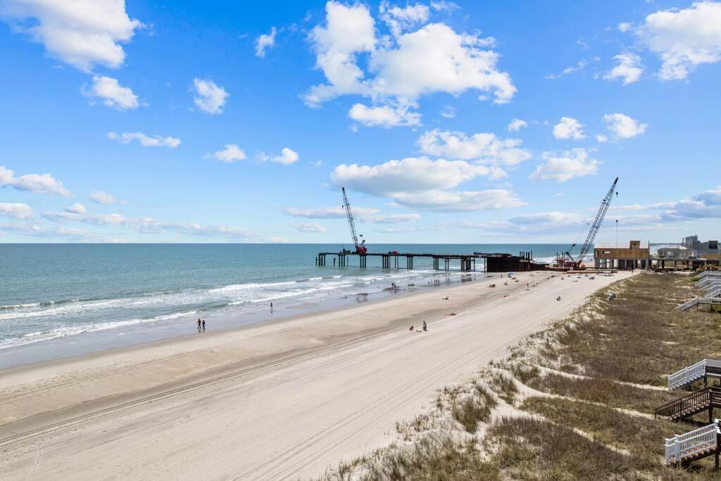 Apartment One Block From The Beach! Surfside Pier Is Open! Myrtle Beach