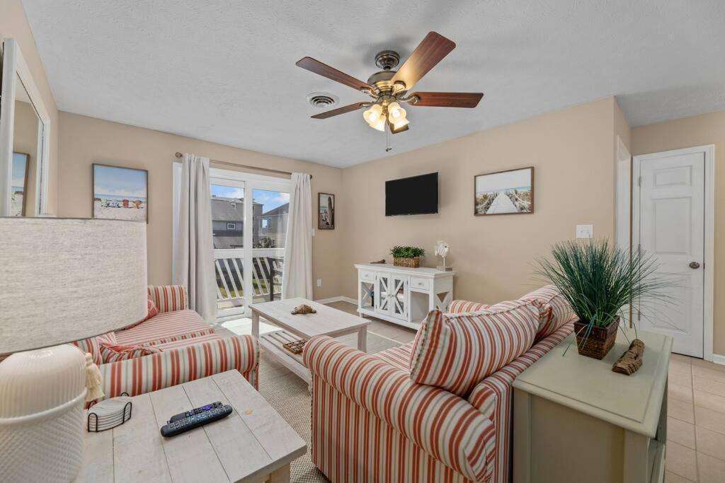 Apartment One Block From The Beach! Surfside Pier Is Open!