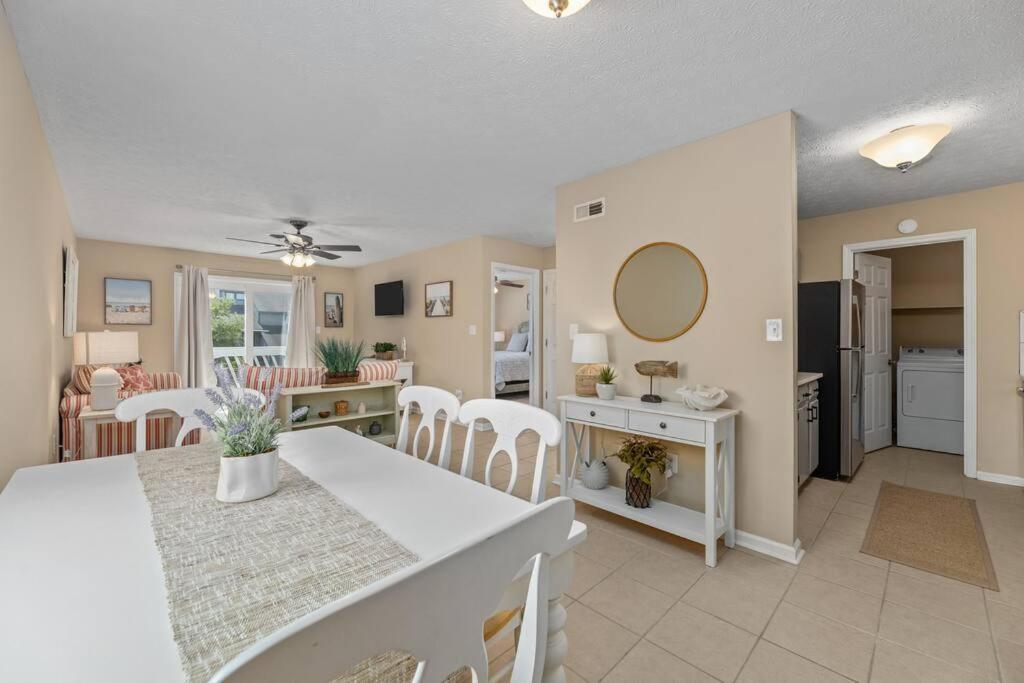 Apartment One Block From The Beach! Surfside Pier Is Open! *