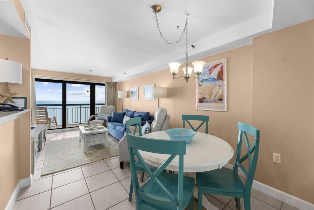 *couple's Oceanfront Retreat*pools*hot Tub*v101 Apartment Myrtle Beach