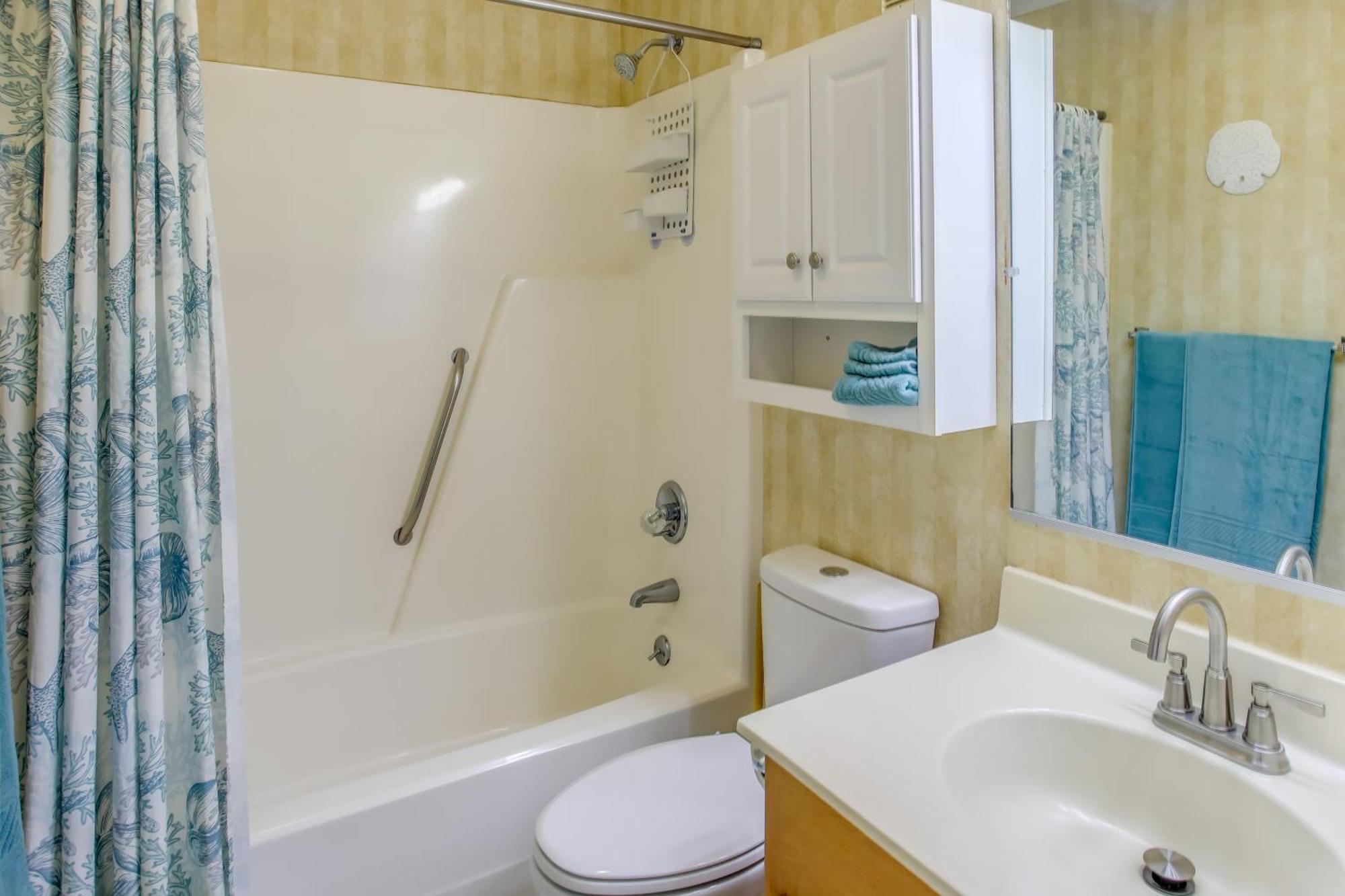 Myrtle With Pool Access - Walk To Beach! * Myrtle Beach