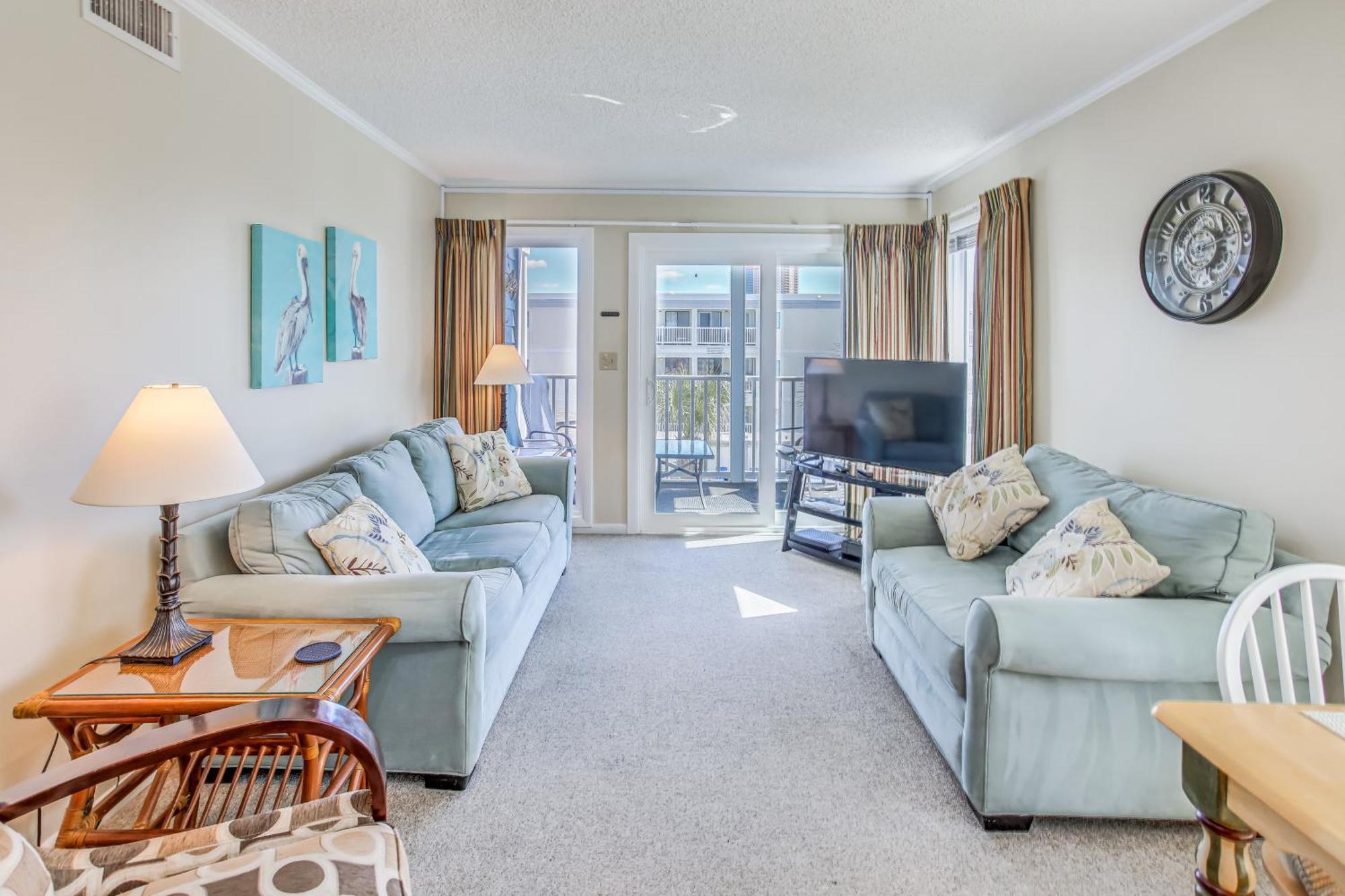 Myrtle With Pool Access - Walk To Beach! Apartment *