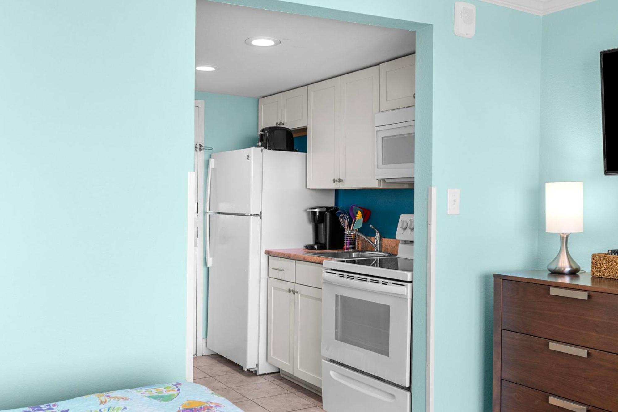 Cozy Tropical Retreatwith Full Kitchen!! Myrtle Beach
