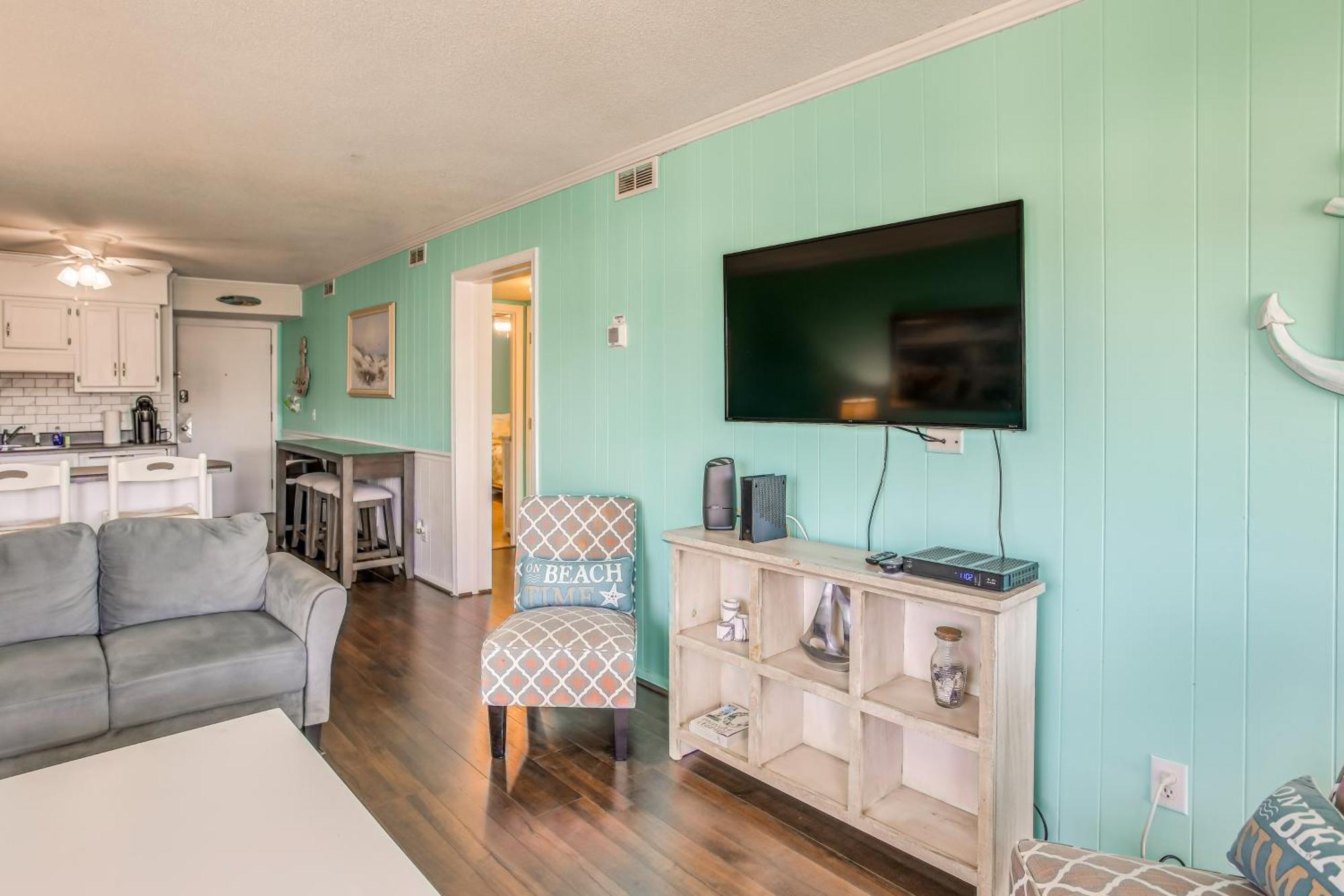 Beachfront With Pool View And Balcony! * Myrtle Beach