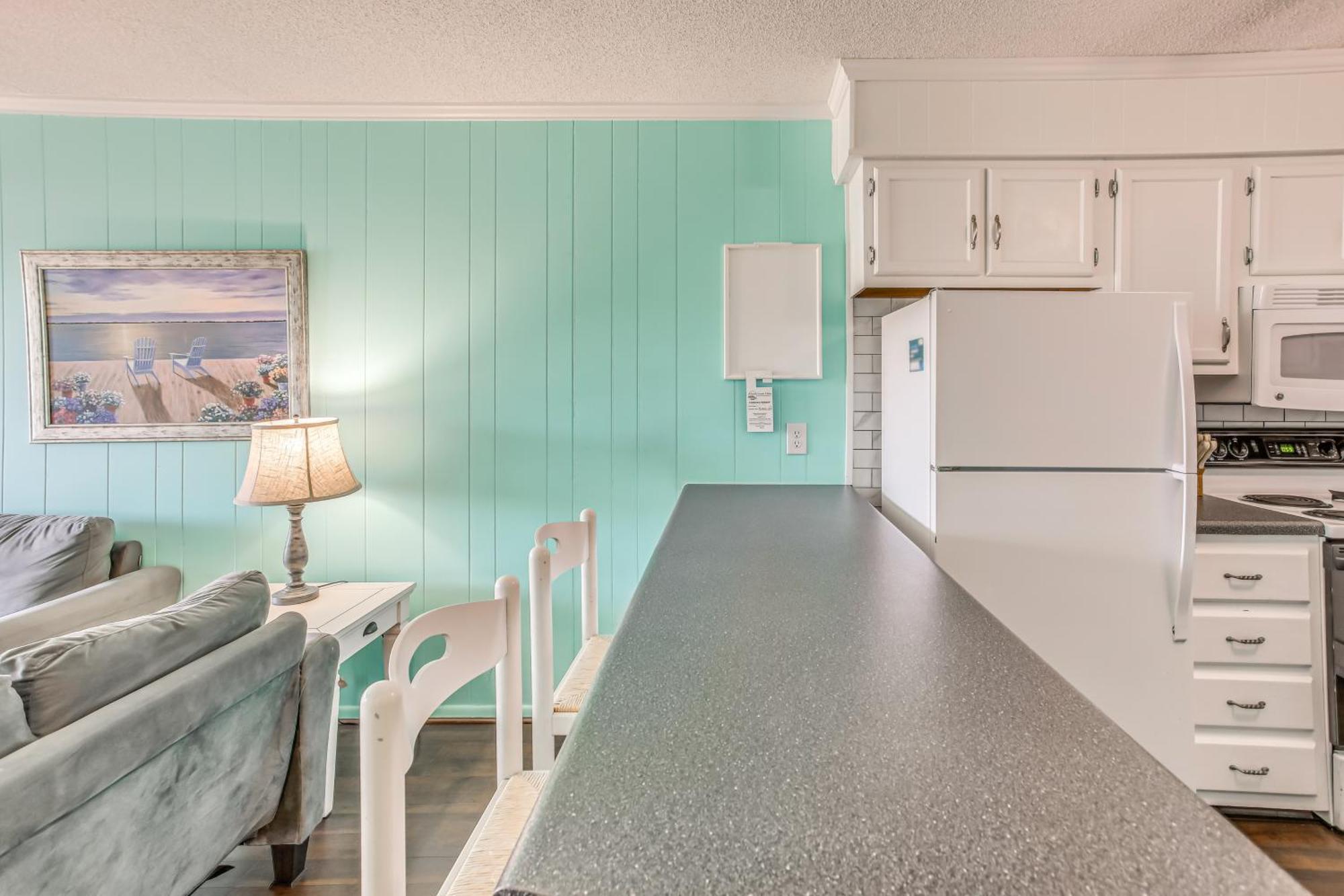 Beachfront With Pool View And Balcony! Apartment Myrtle Beach