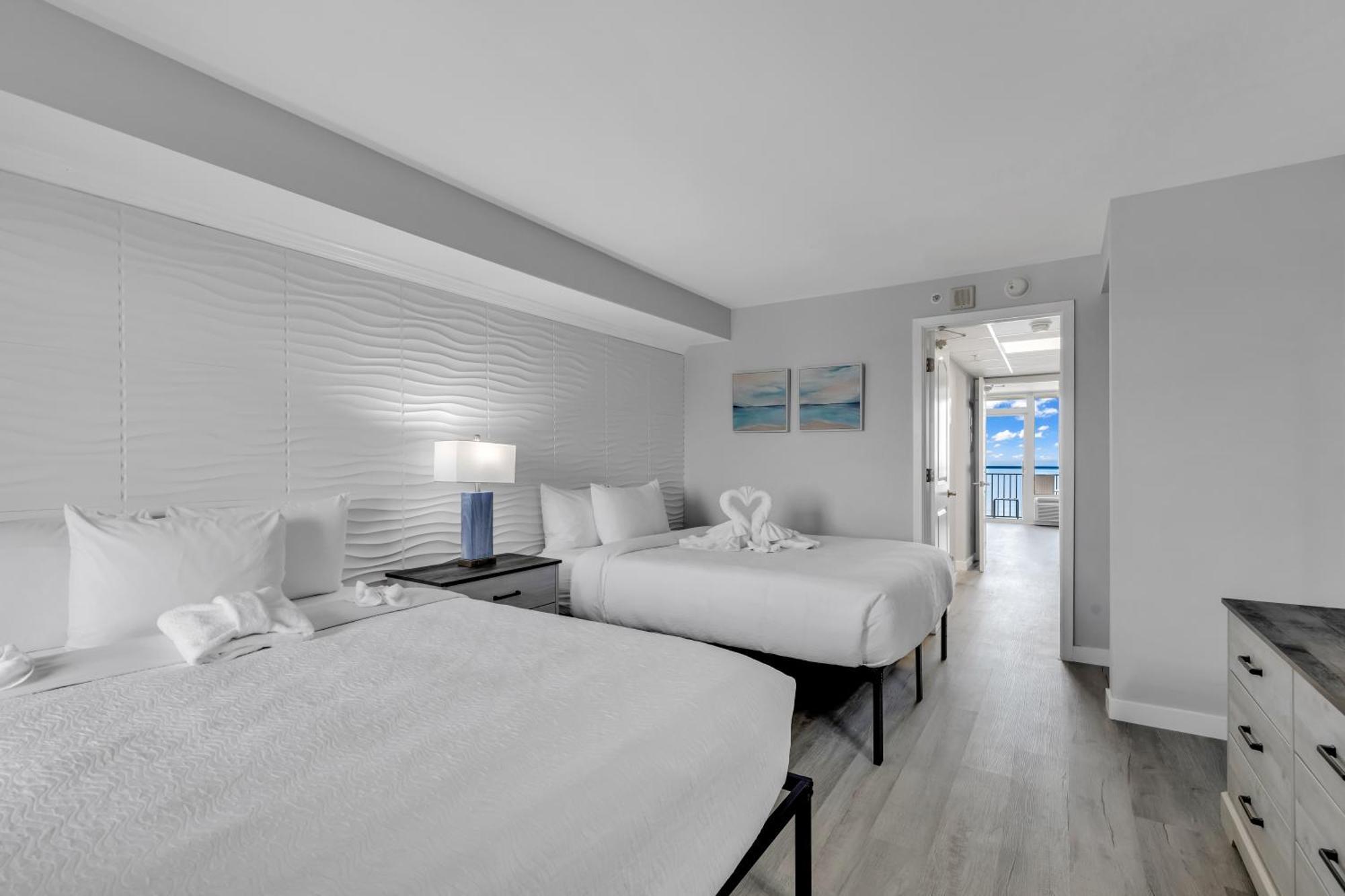 Apartment Boardwalk Resort: Ocean Breeze Retreat *