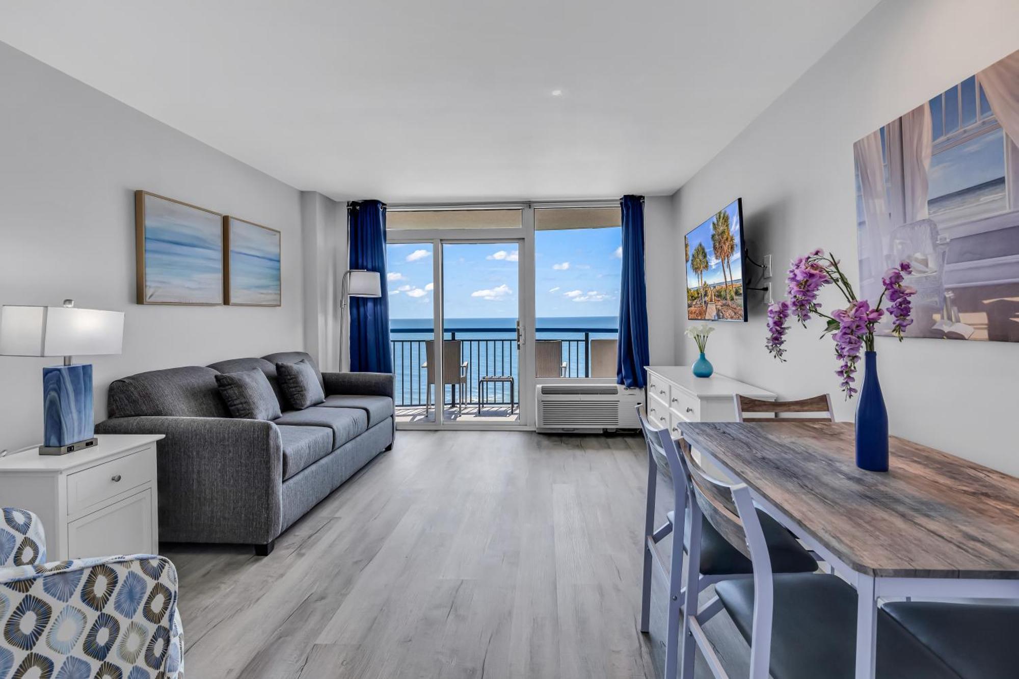Apartment Boardwalk Resort: Ocean Breeze Retreat