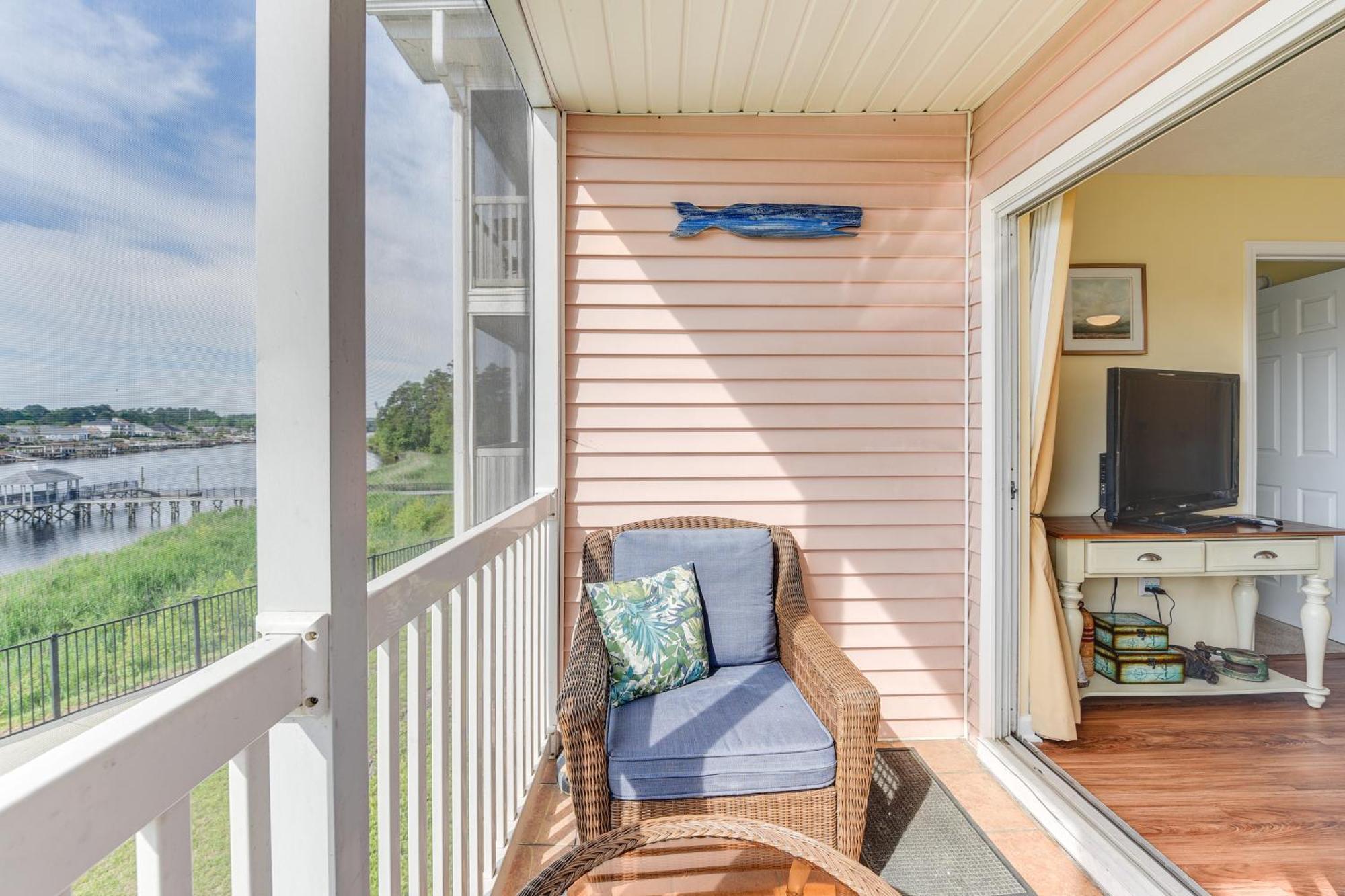 Myrtle With Pool Access 5 Mi To Beach!
