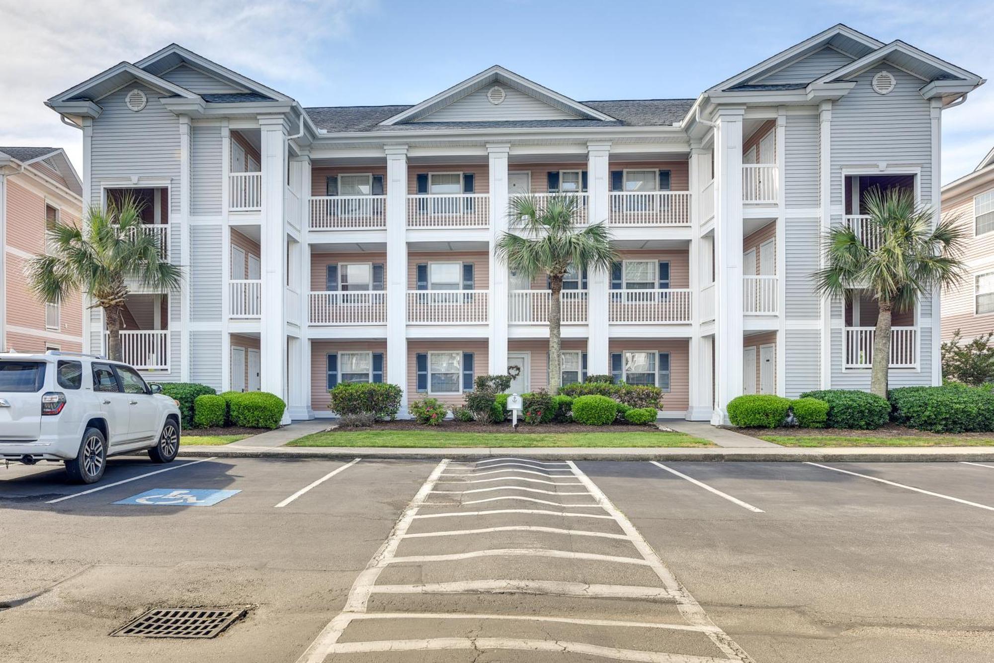 Myrtle With Pool Access 5 Mi To Beach! Apartment *