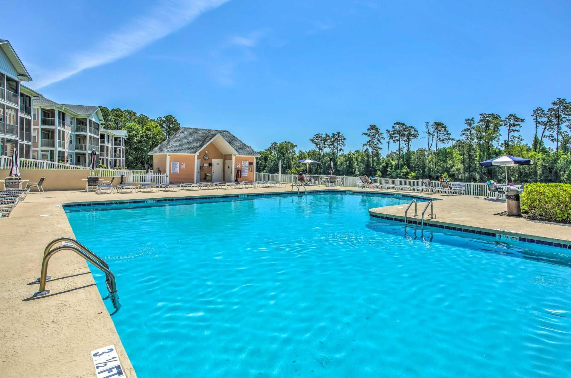 Apartment Myrtle With Pool Access 5 Mi To Beach!