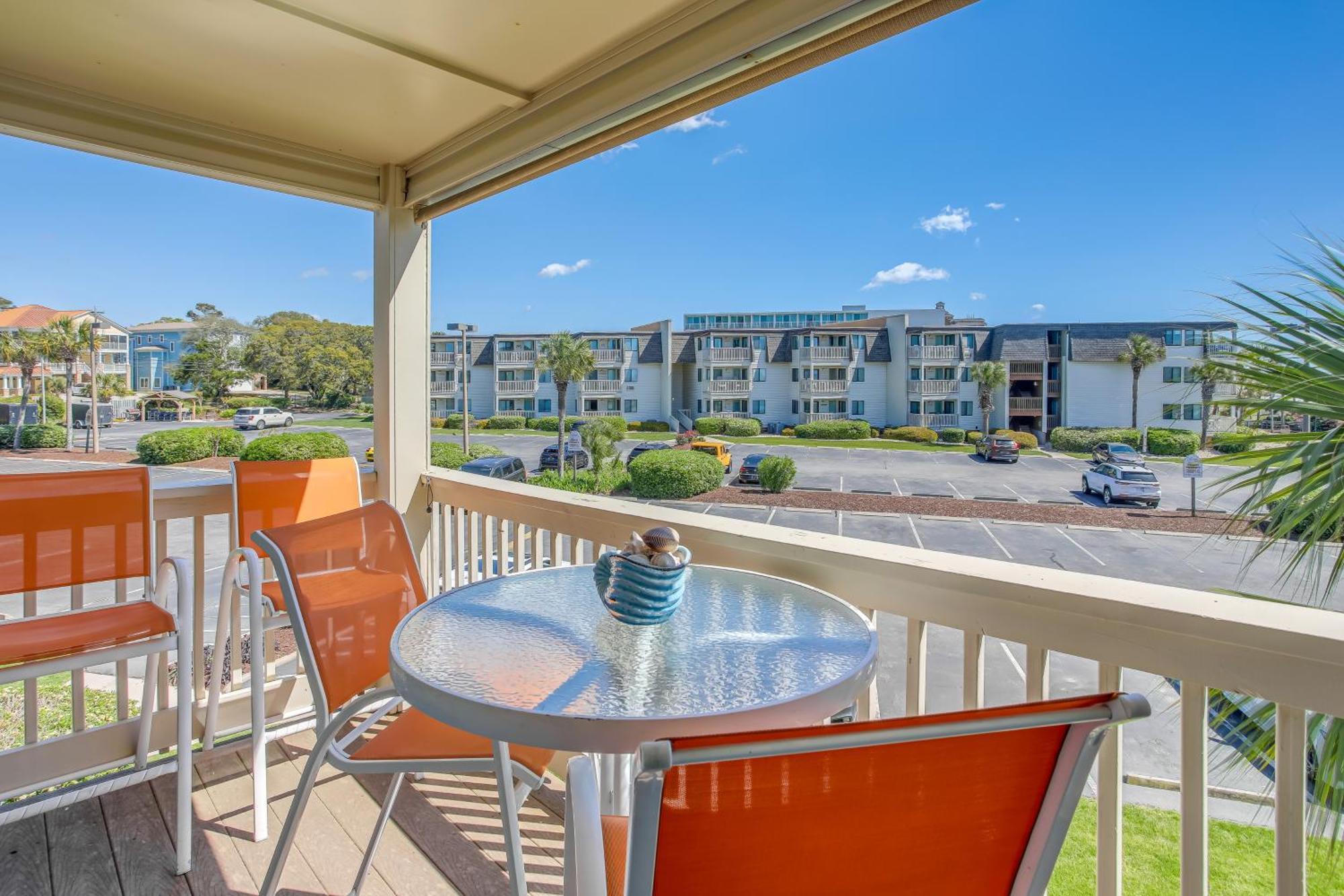 Myrtle With Pool Access And View! Myrtle Beach