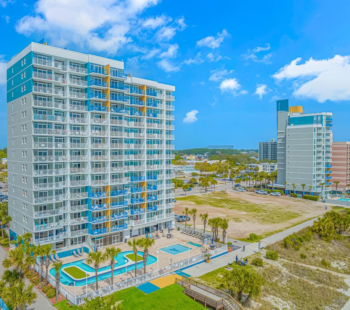 Beautifully Decorated Direct Oceanfront 1 Bedroom 1 Ba Atlantica 1003 *