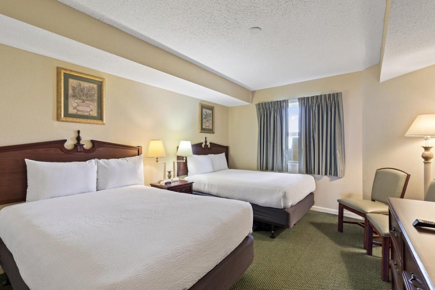 Hosteeva Stunning Atlantica W Ocean-front Views And Pools Myrtle Beach