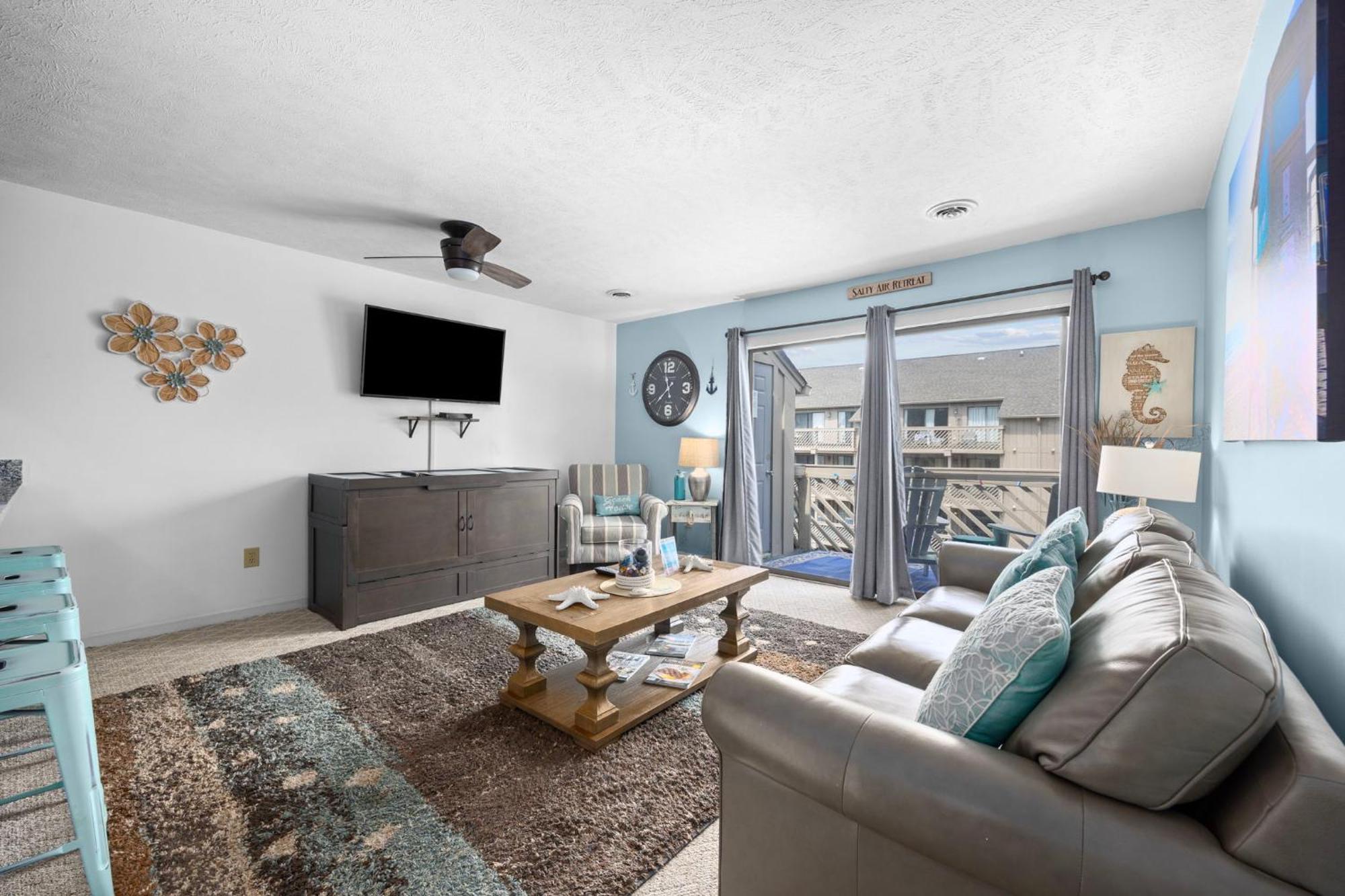 Salty Air Retreat Apartment *