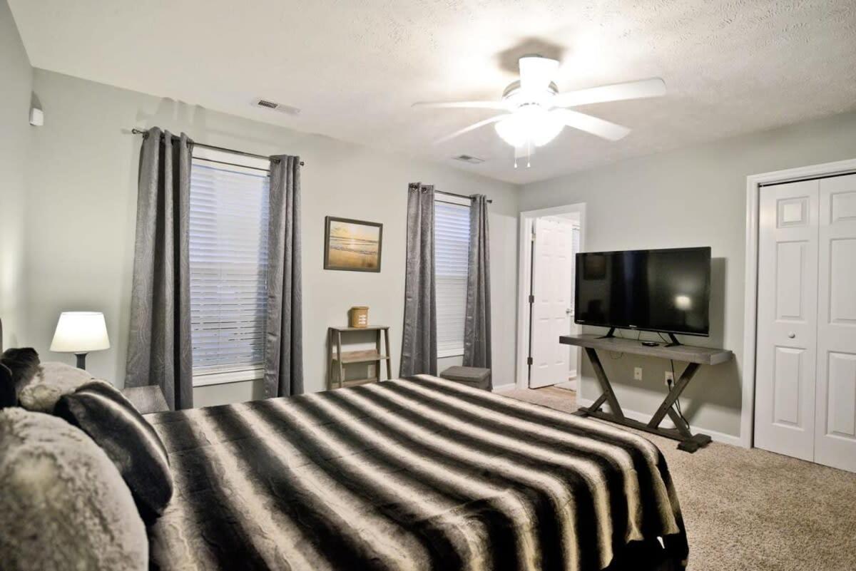 Haven House With Pool And Hot Tub Holiday home Myrtle Beach
