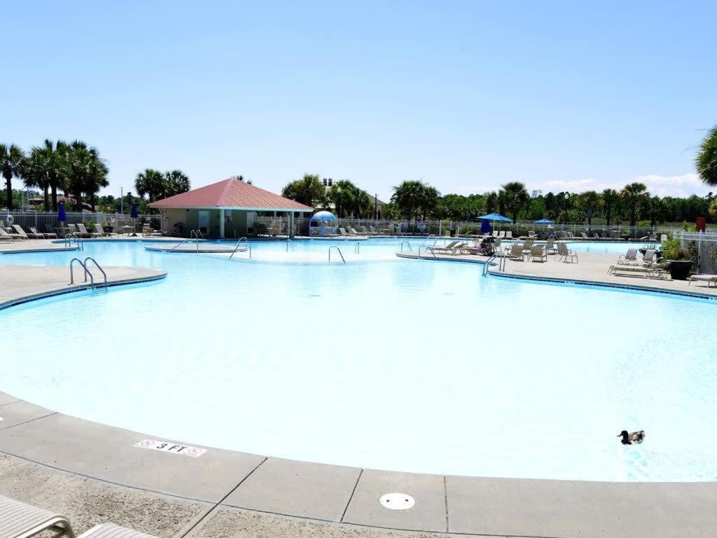 Waterfront Luxury Huge With 15000sf Pool Holiday home Myrtle Beach
