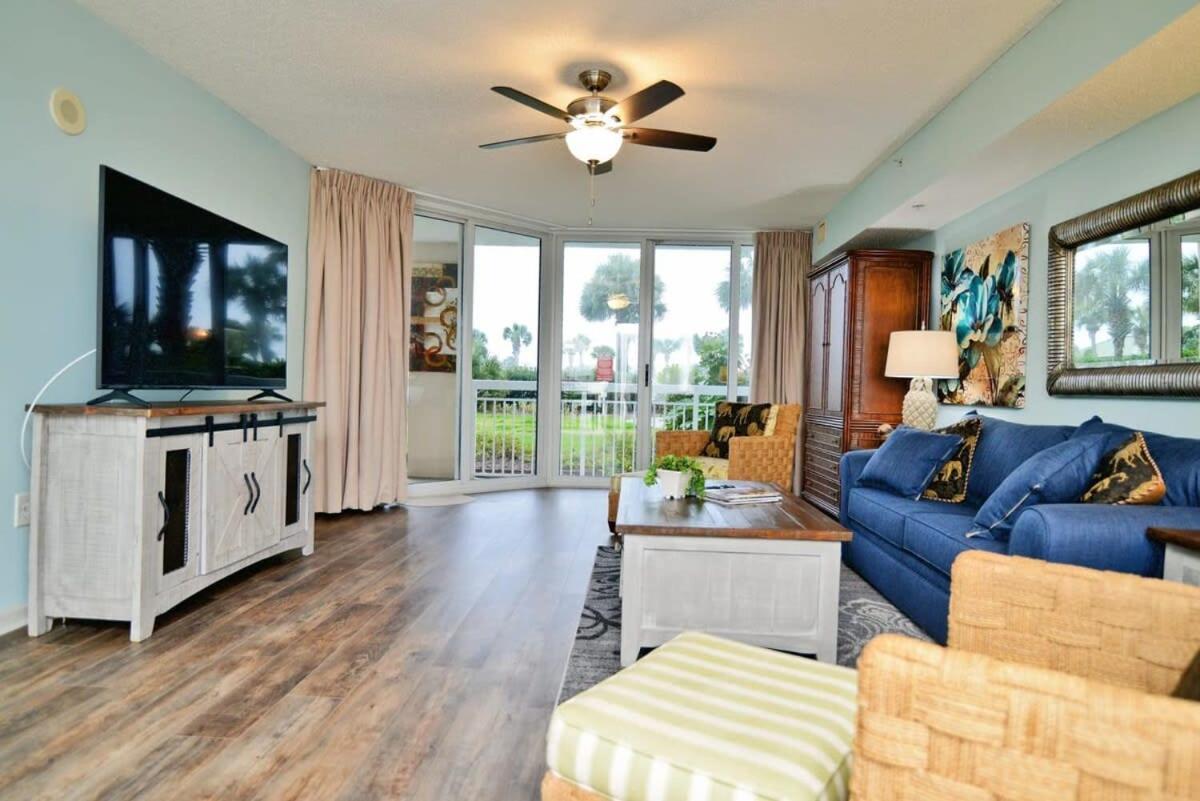 Waterfront Luxury Huge With 15000sf Pool * Myrtle Beach