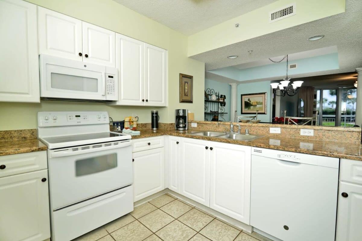 Holiday home Waterfront Luxury Huge With 15000sf Pool