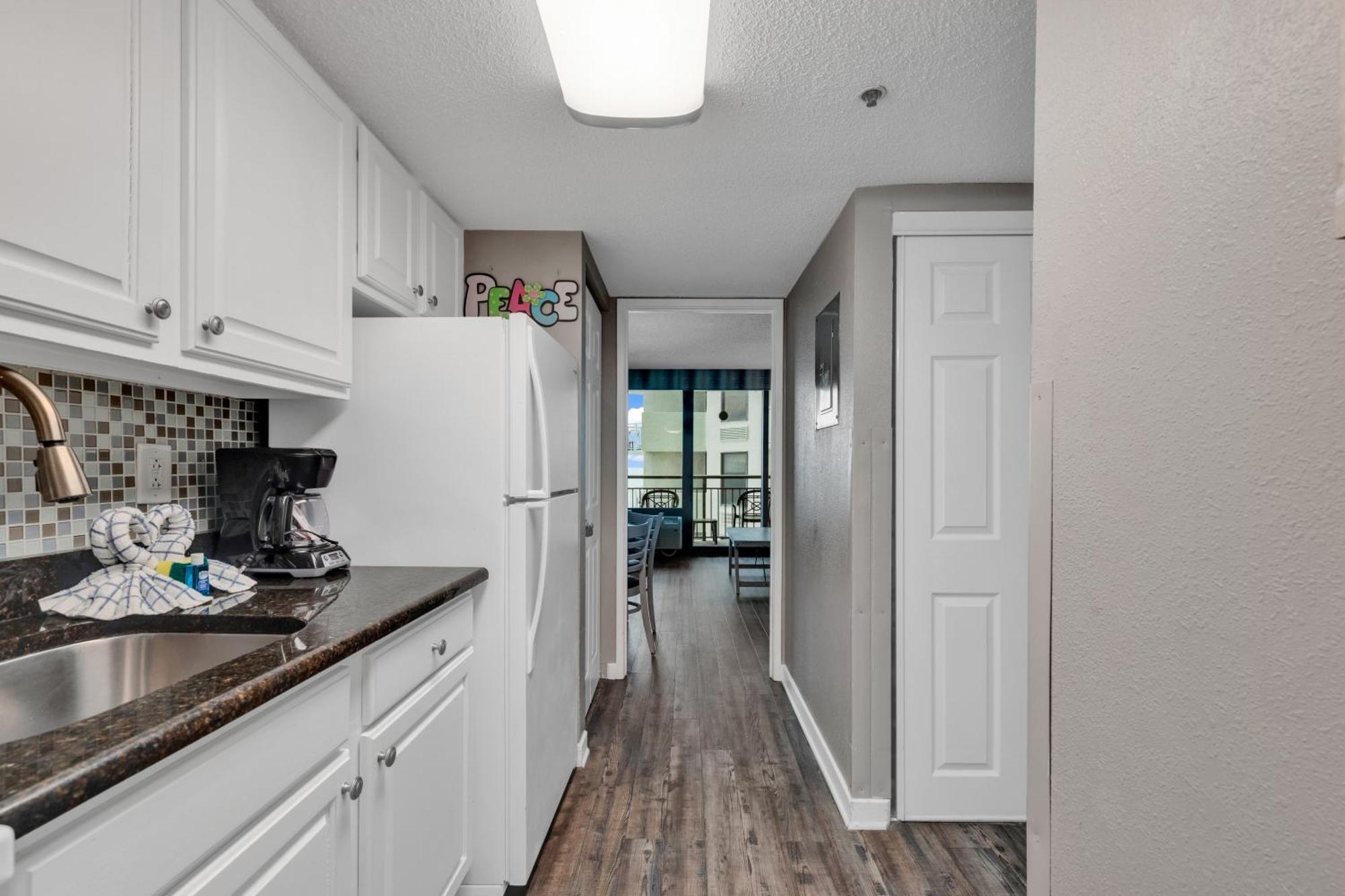 Ocean Front 1br With 2 Balconies