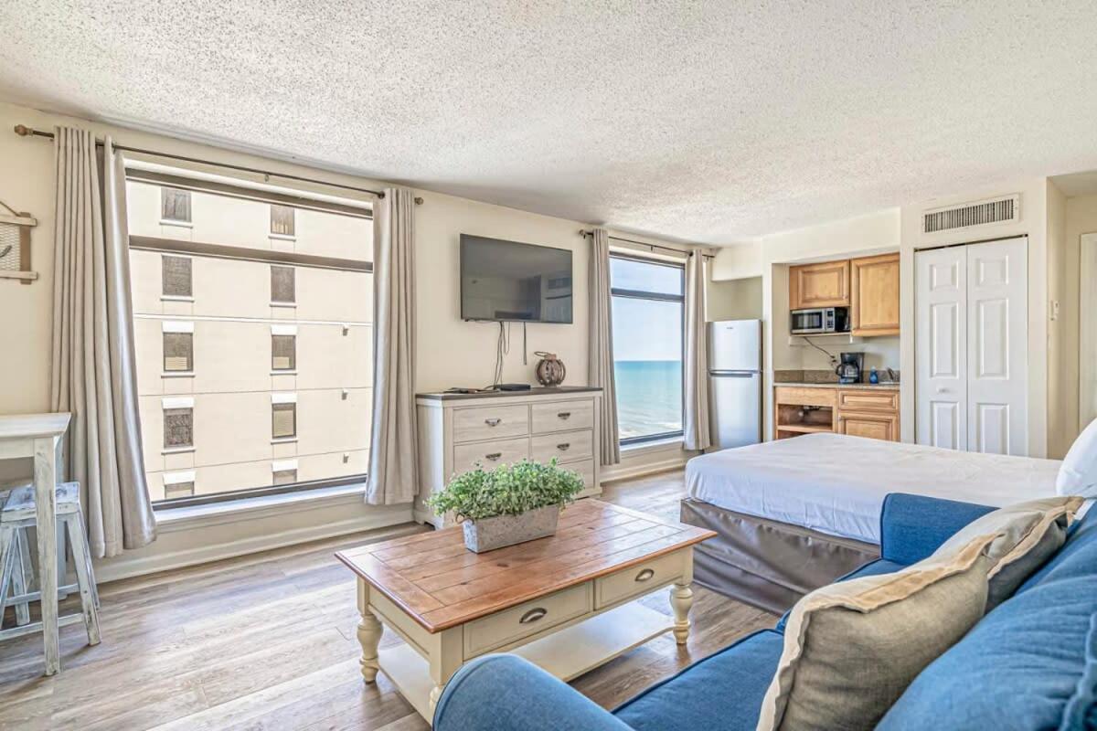 Holiday home Great Unit With Large Windows To View The - Colony 1200 Myrtle Beach