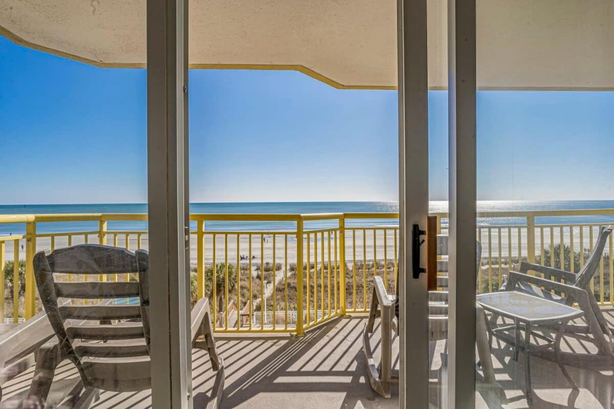 Apartment Ocean Front Bay Watch 2 Bedroom *