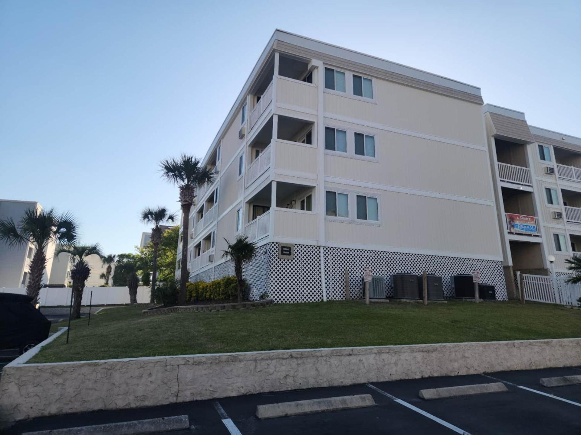 Apartment Myrtle Oceanview! 1st Floor-shore Beats Work