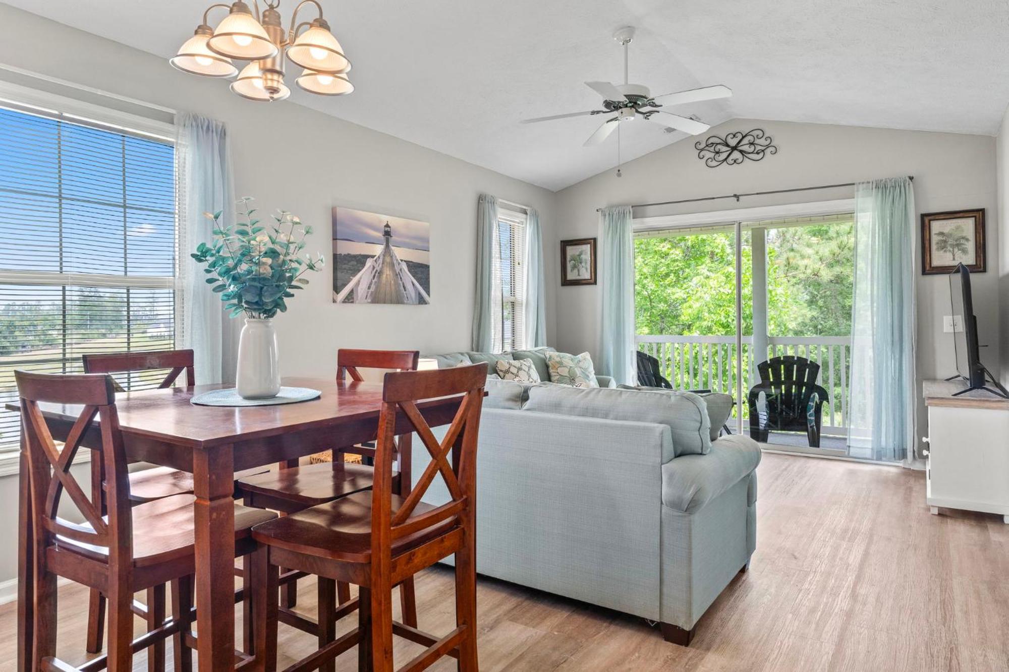 Close To Beach, Ripken, Golf 2b-2b *