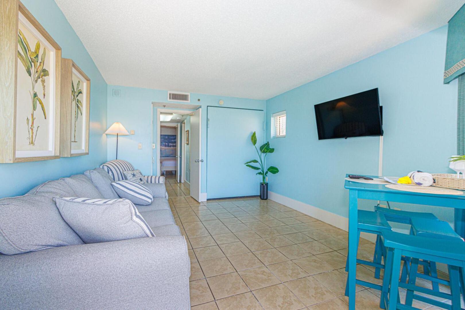 Beautiful Condo! Direct Oceanfront - 1 Bedroom, 1 Bath - Atlantica 200 Myrtle Beach