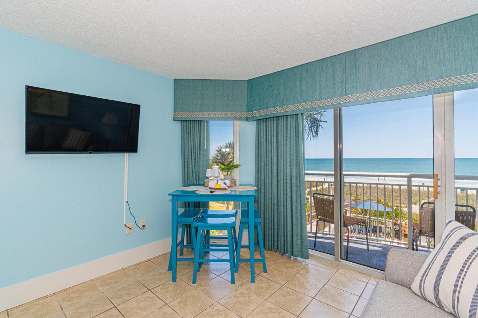 Holiday home Beautiful Condo! Direct Oceanfront - 1 Bedroom, 1 Bath - Atlantica 200 *