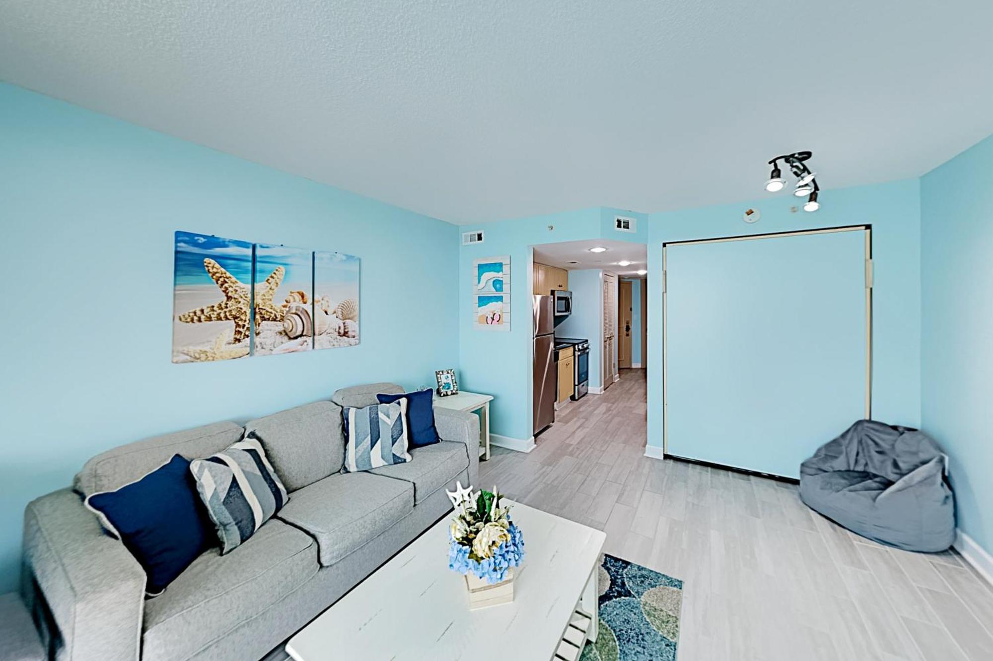 Apartment Oceans One Unit 403
