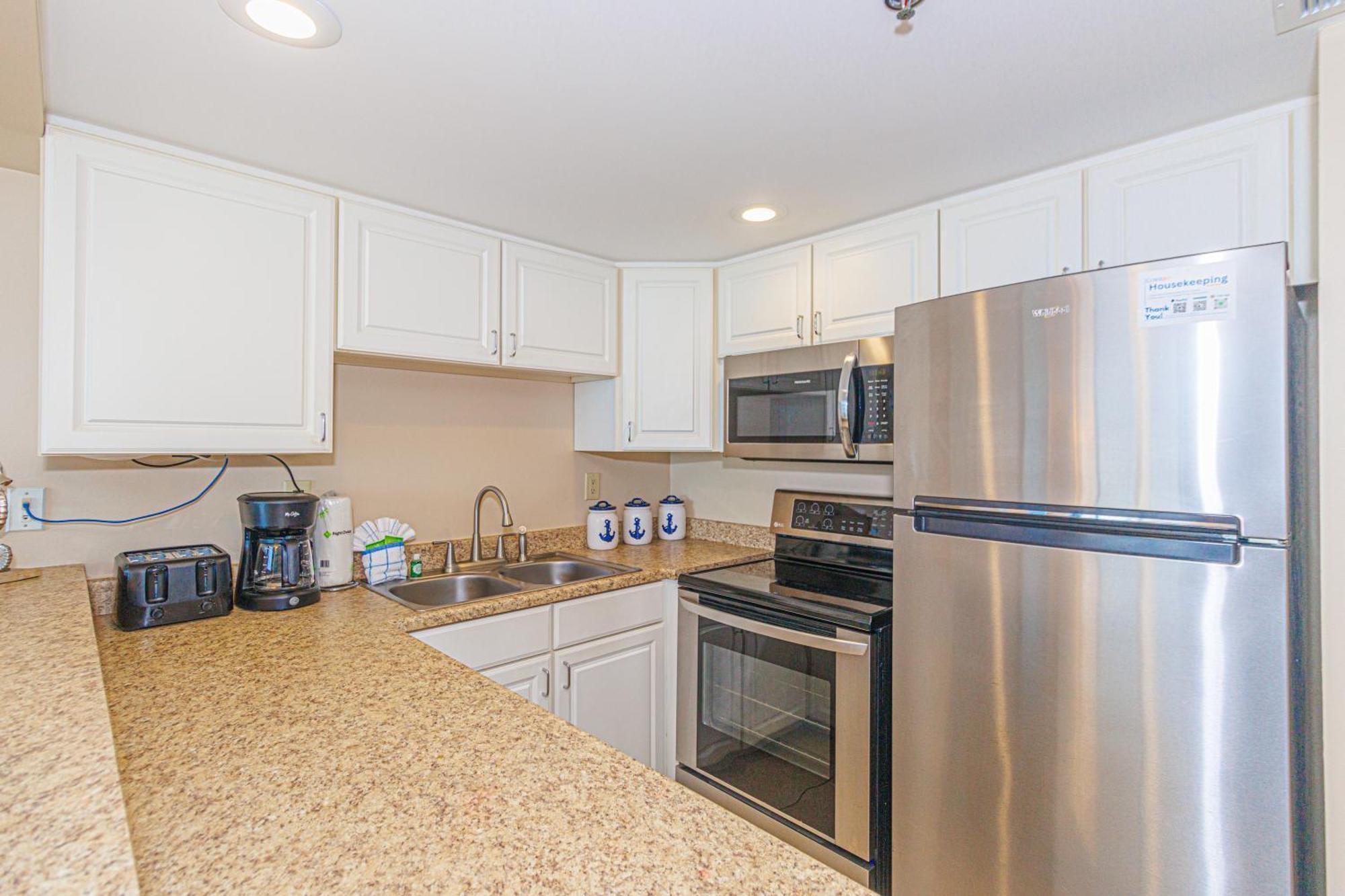 Beautifully Renovated 2 Bedroom Condo-breathtaking Views! Dunes 2949/2950