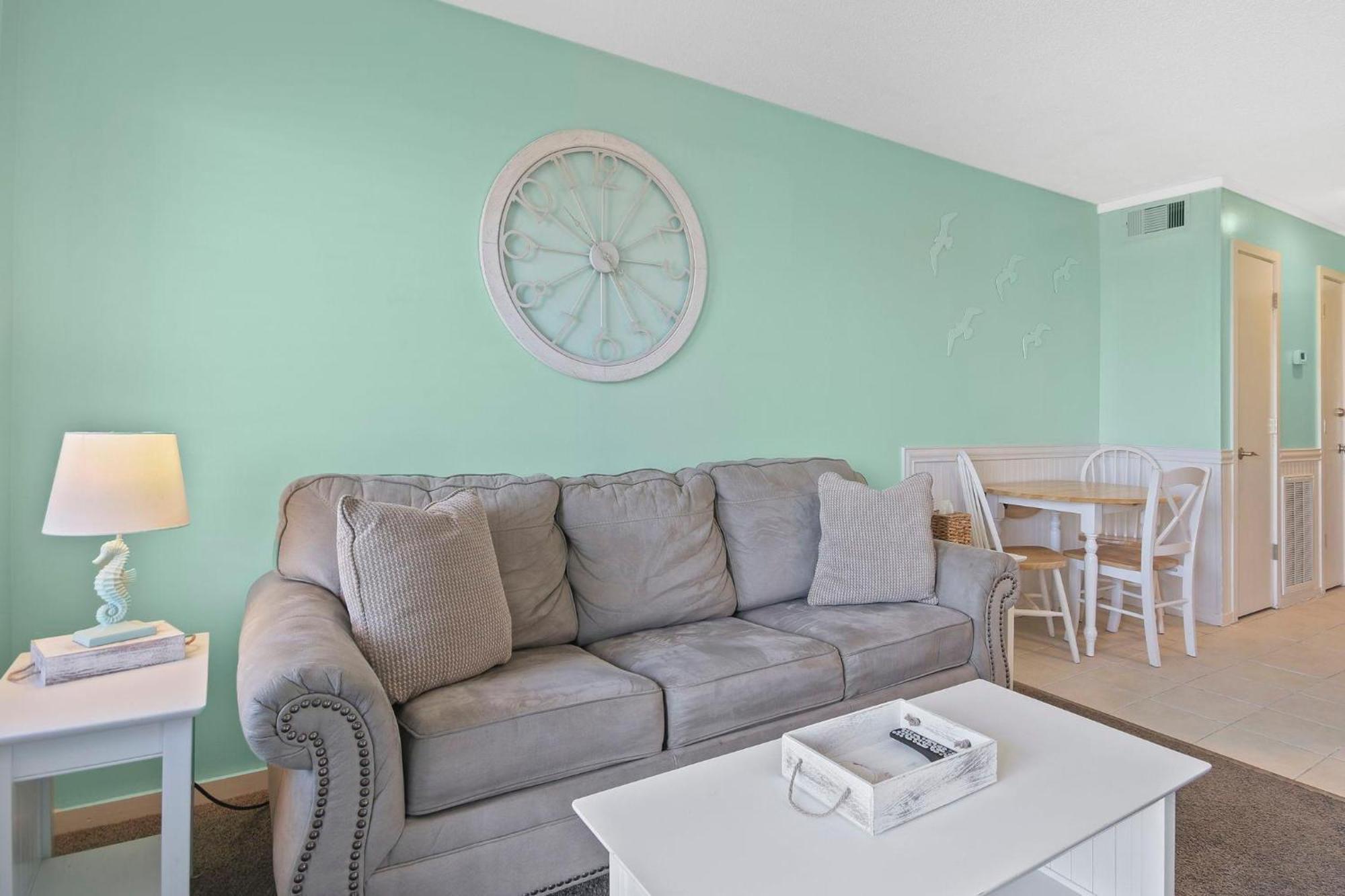 Holiday home Myrtle A203