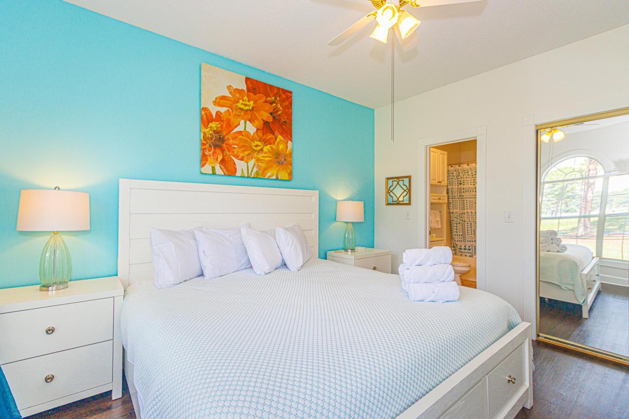 First Floor 2 Bedroom With Golf Course Views-magnolia Place 101 - Sleeps 6 Guests! *